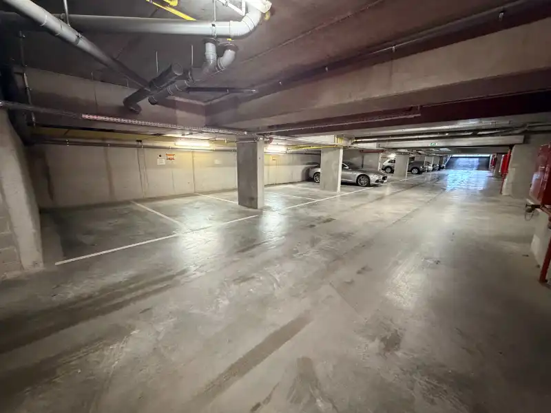 --- NIEUW --- Ondergrondse autostaanplaats te Gent - Dok Noord. foto {{pictureIndex}}