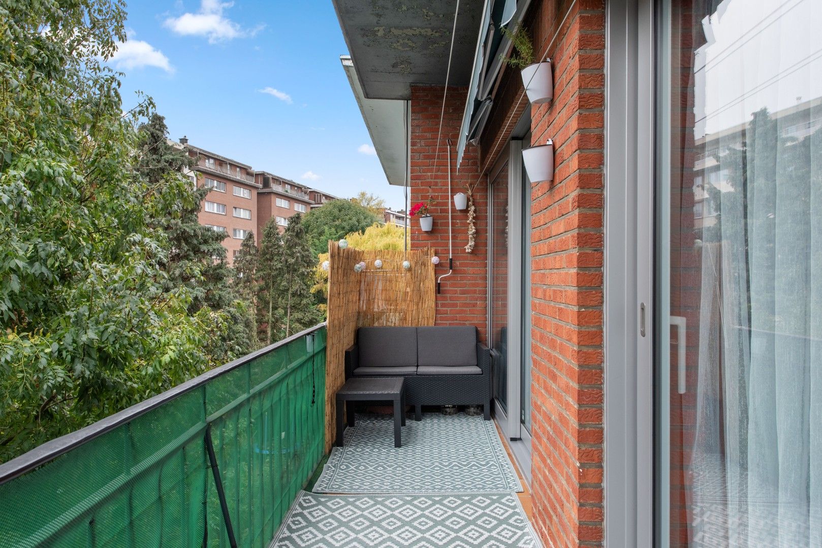 Spacieux appartement mansardé récemment rénové avec garage foto 17