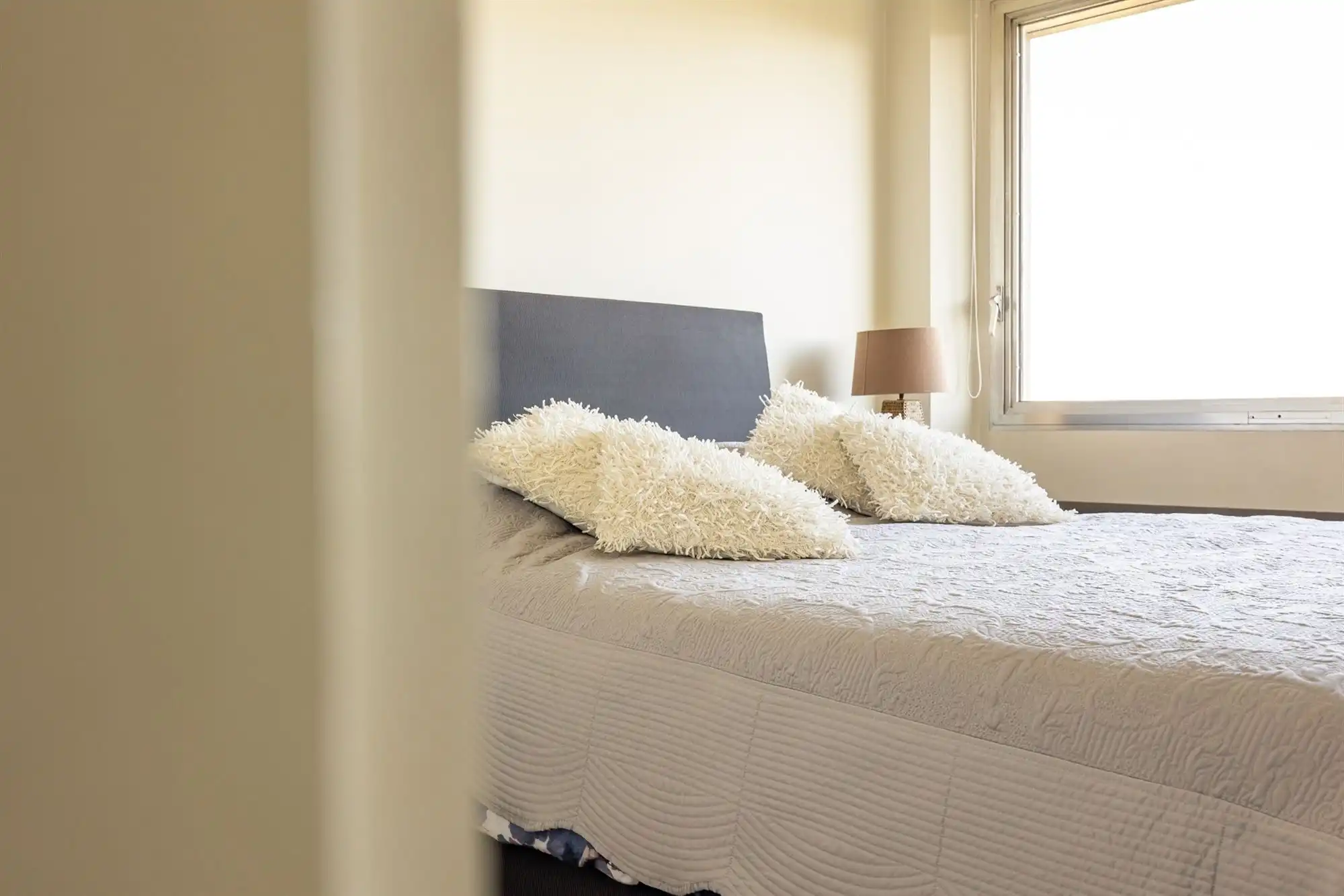 Drieslaapkamerappartement met uniek uitzicht! foto 12