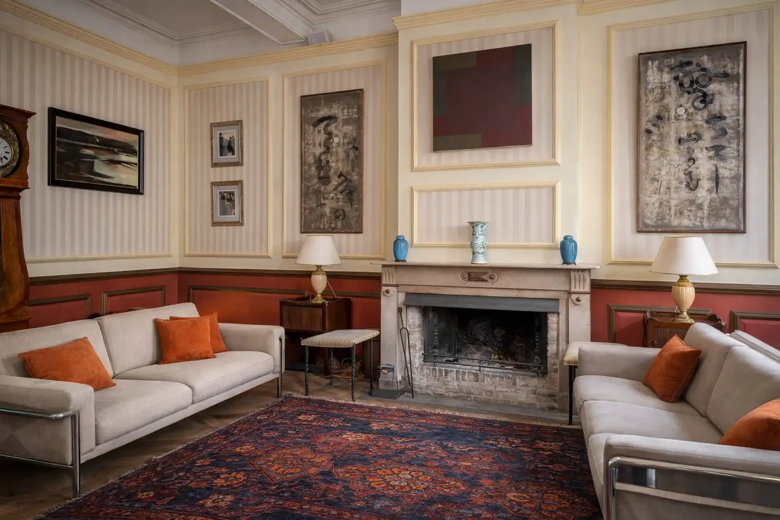 Monumentaal herenhuis aan de Brugse Reien foto 48