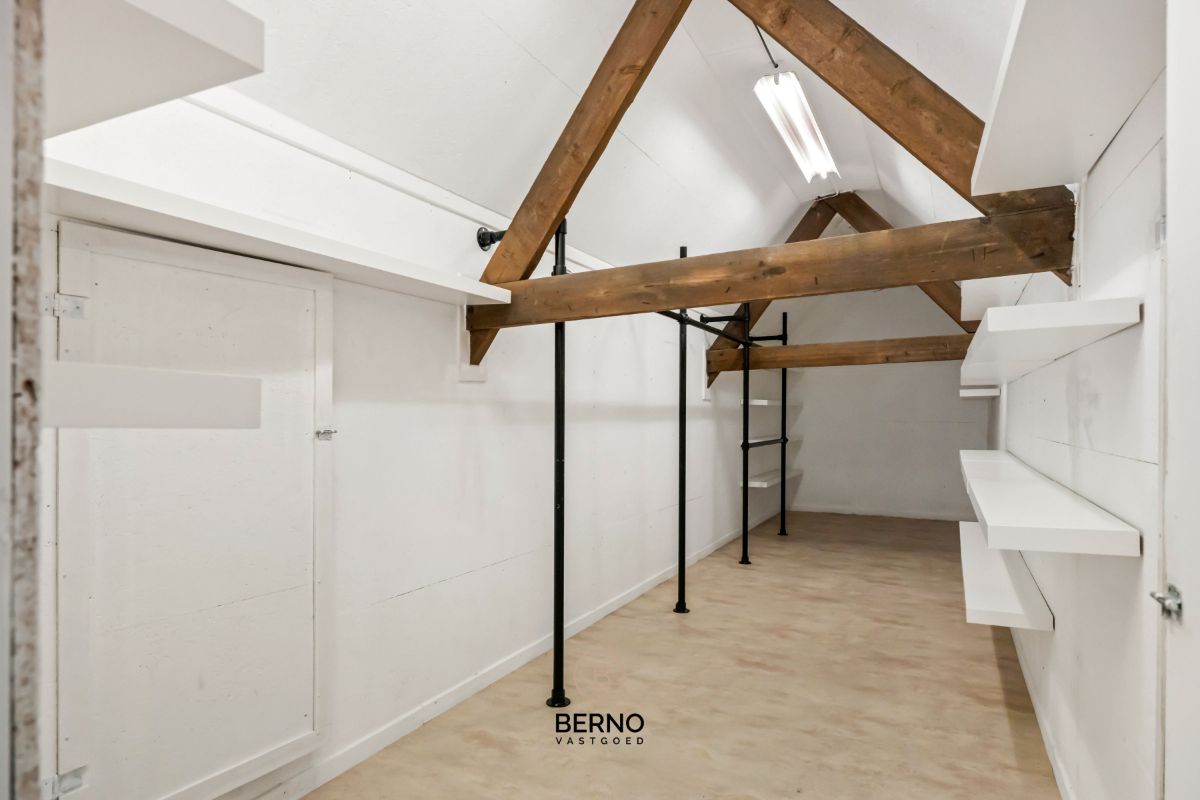 Handelspand met uitzonderlijke visibiliteit & ruim appartement – Toplocatie foto 24