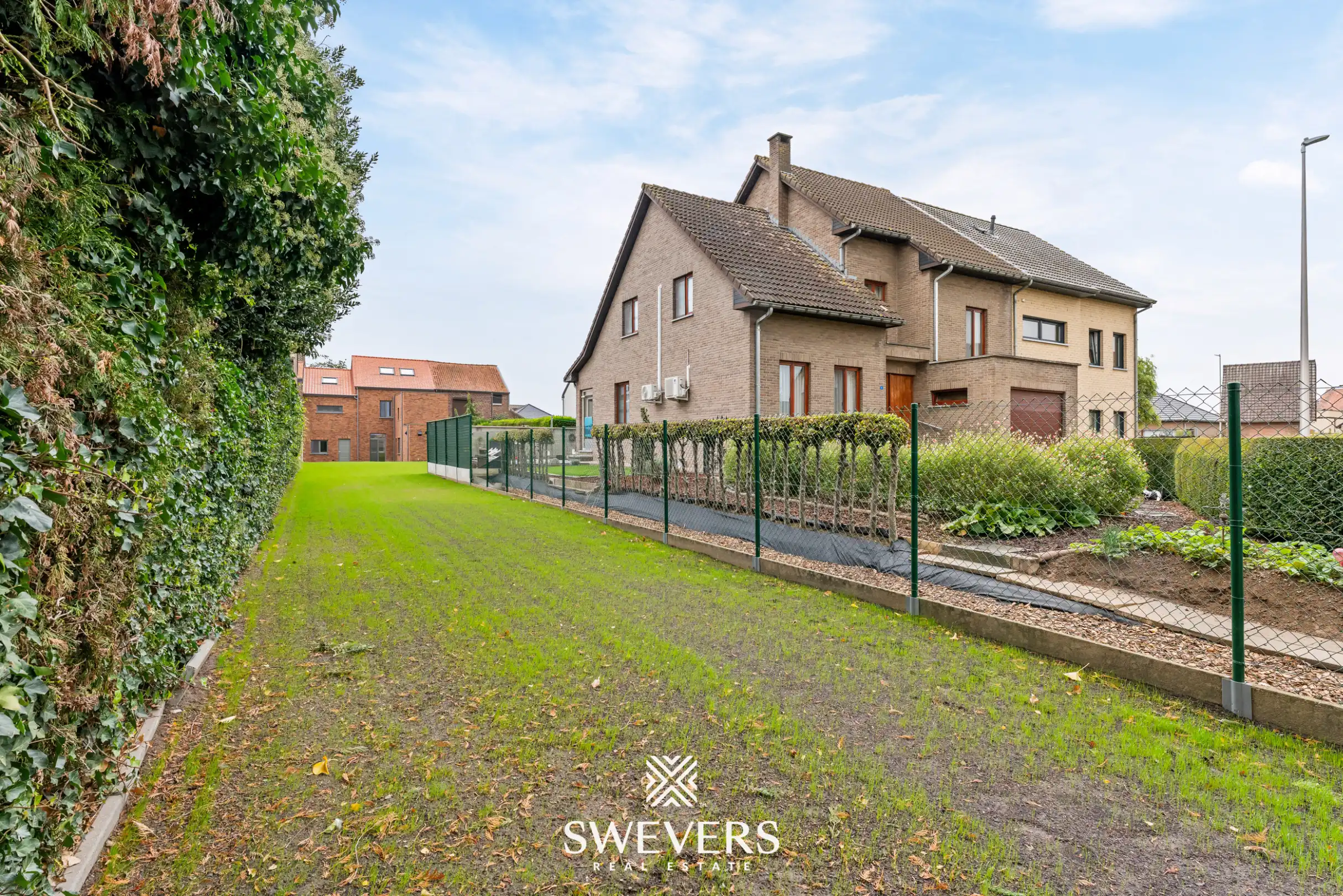 Ruime casco-pluswoning van 253 m² met 4 slaapkamers, garage en veel potentieel in Riemst foto 34