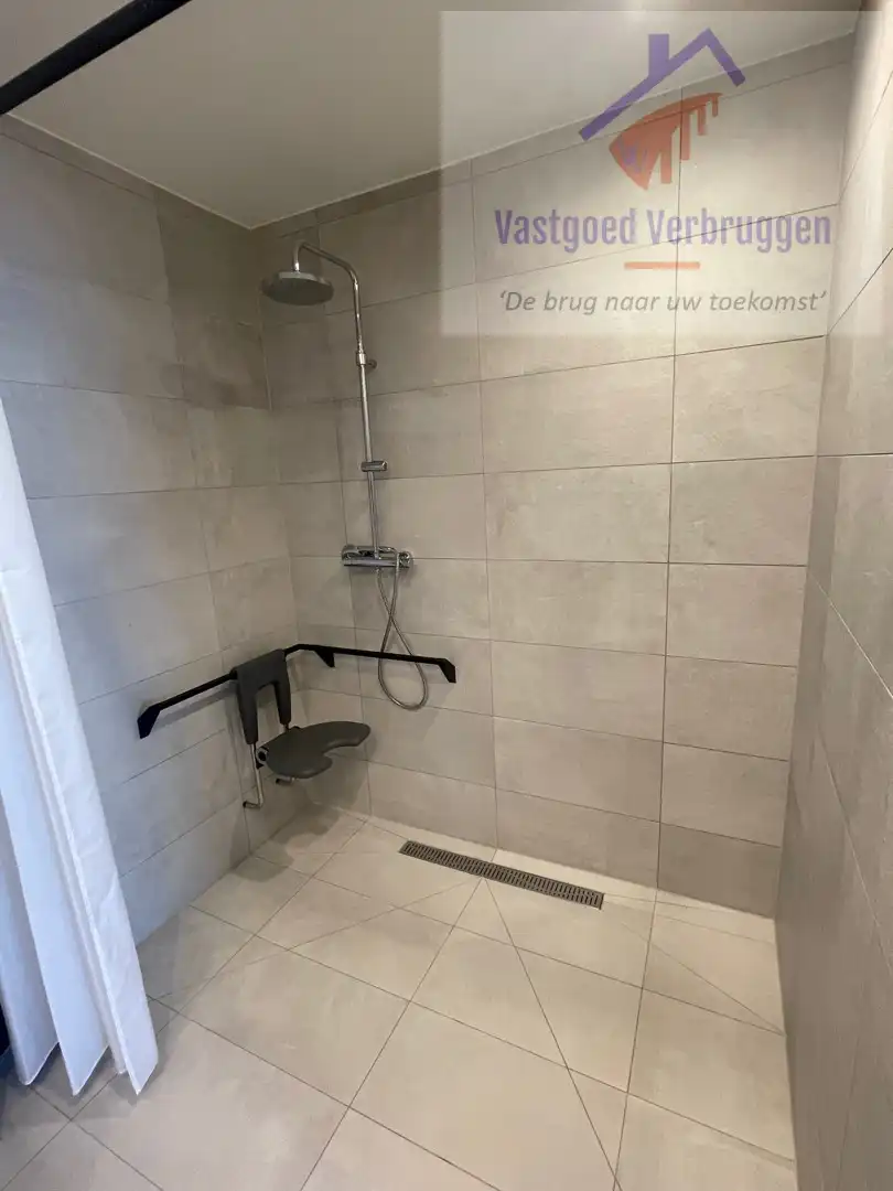 Moderne assistentieflat op toplocatie in centrum Aalst foto 10