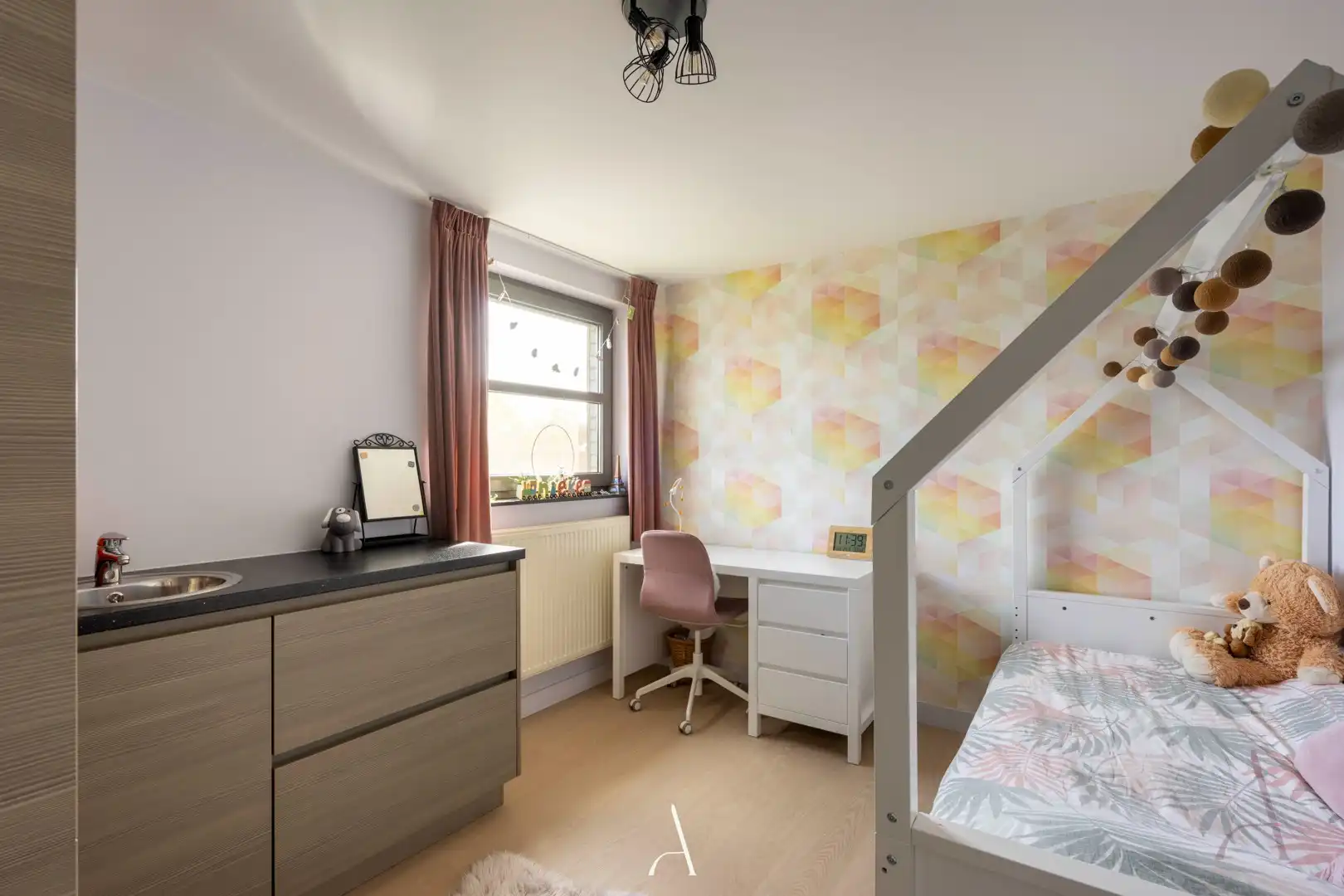 Ruime en energiezuinige villa met 4 slaapkamers op 763 m² in Molenbeersel foto 15