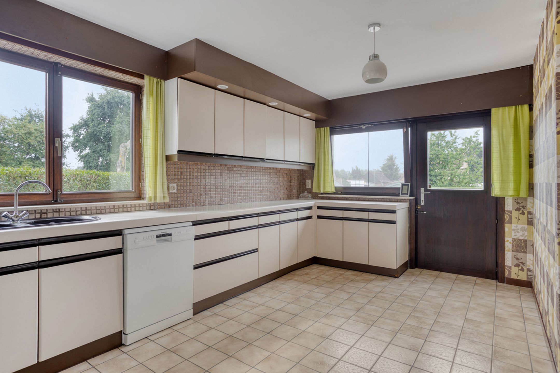 Woning met 3 slaapkamers op rustige ligging te Wezemaal foto 6