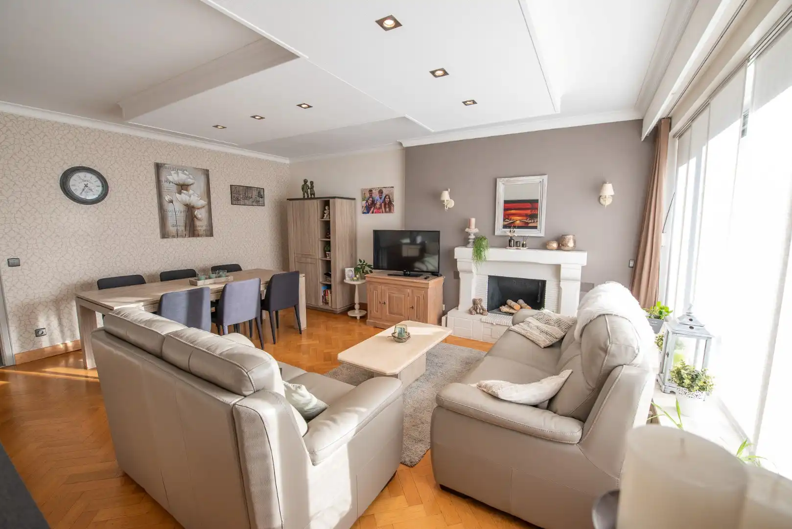 Instapklaar 2-slaapkamerappartement in centrum Zulte met garage! foto 3