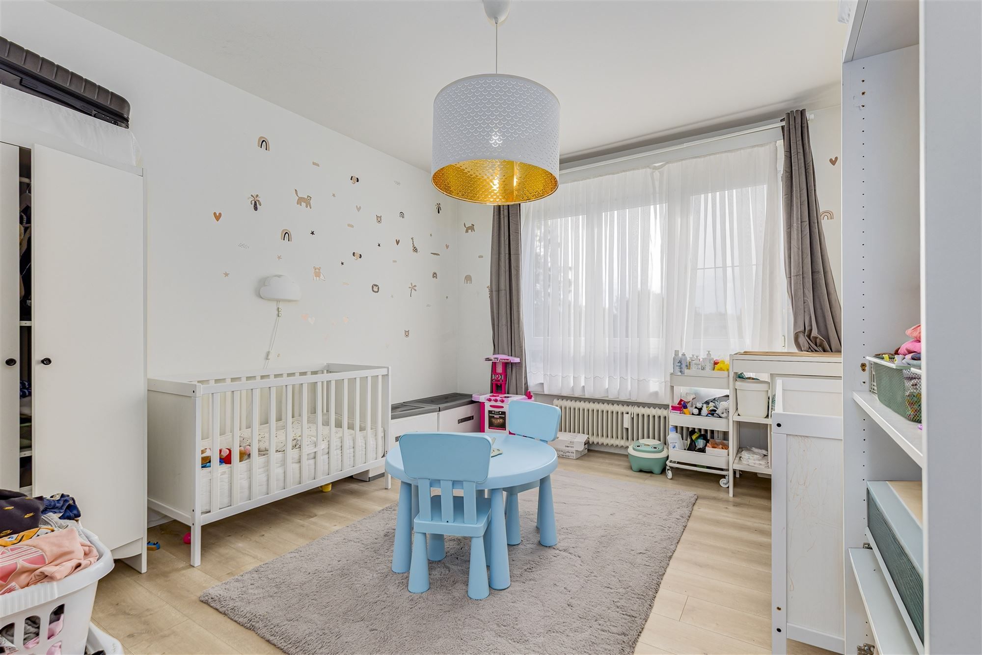 Ruim appartement met 3 slpk en garagebox te Wilrijk foto 13