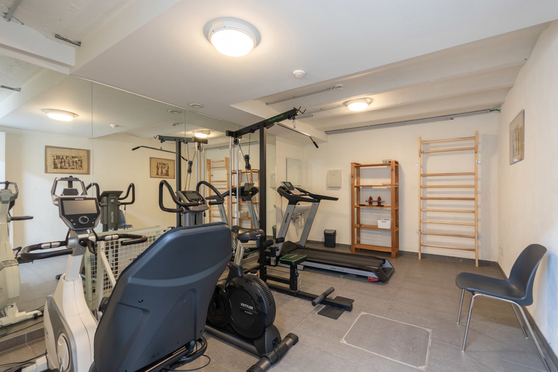 Assistentieflat met kelder in centrum Halle foto 17