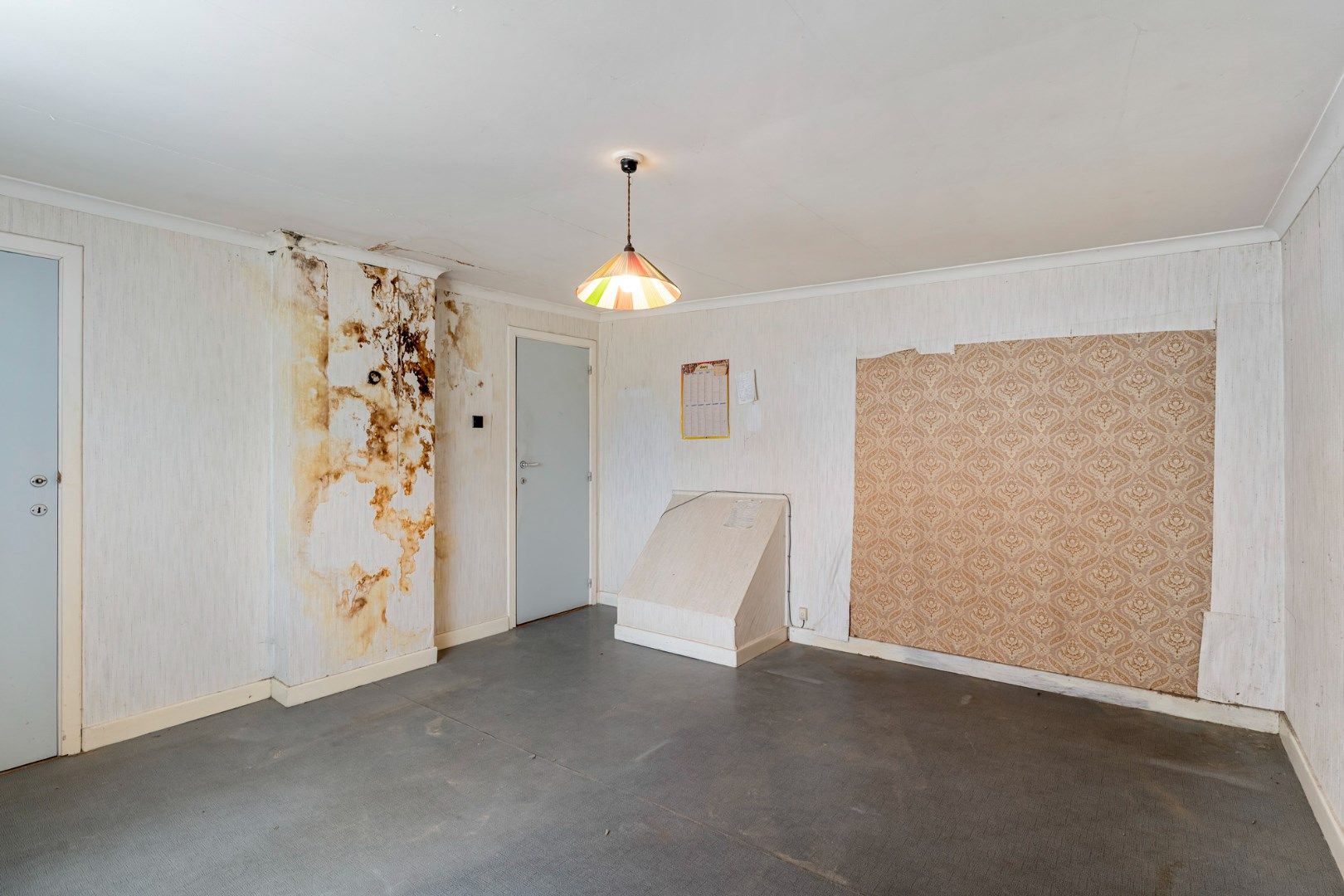Te renoveren vrijstaande woning op een gunstig gelegen perceel van 12a 07ca vlakbij het centrum foto 24