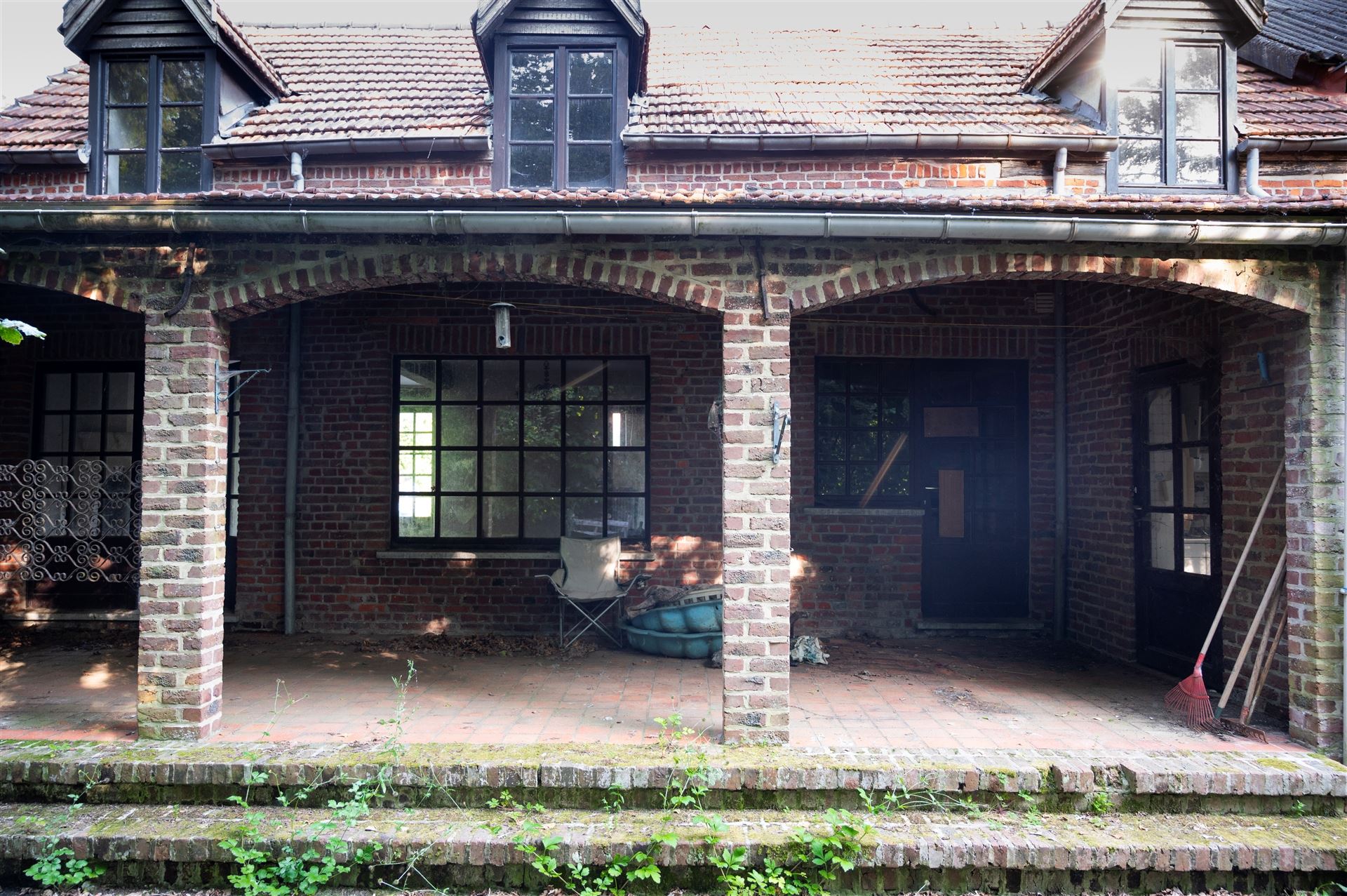 volledig te renoveren woning foto 15
