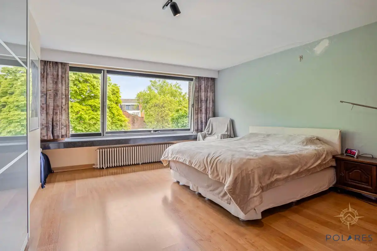 handelspand met ruime woning foto 28