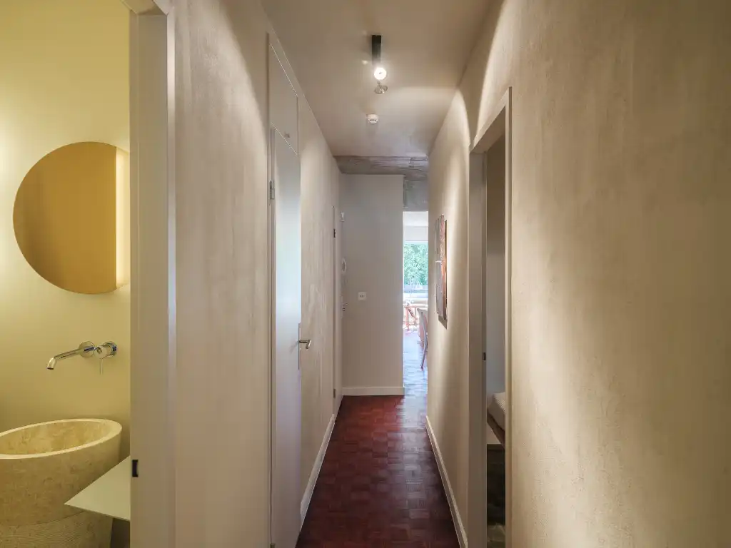 Stijlvol gerenoveerd appartement met twee slaapkamers en terrassen aan het Zuidpark foto 12