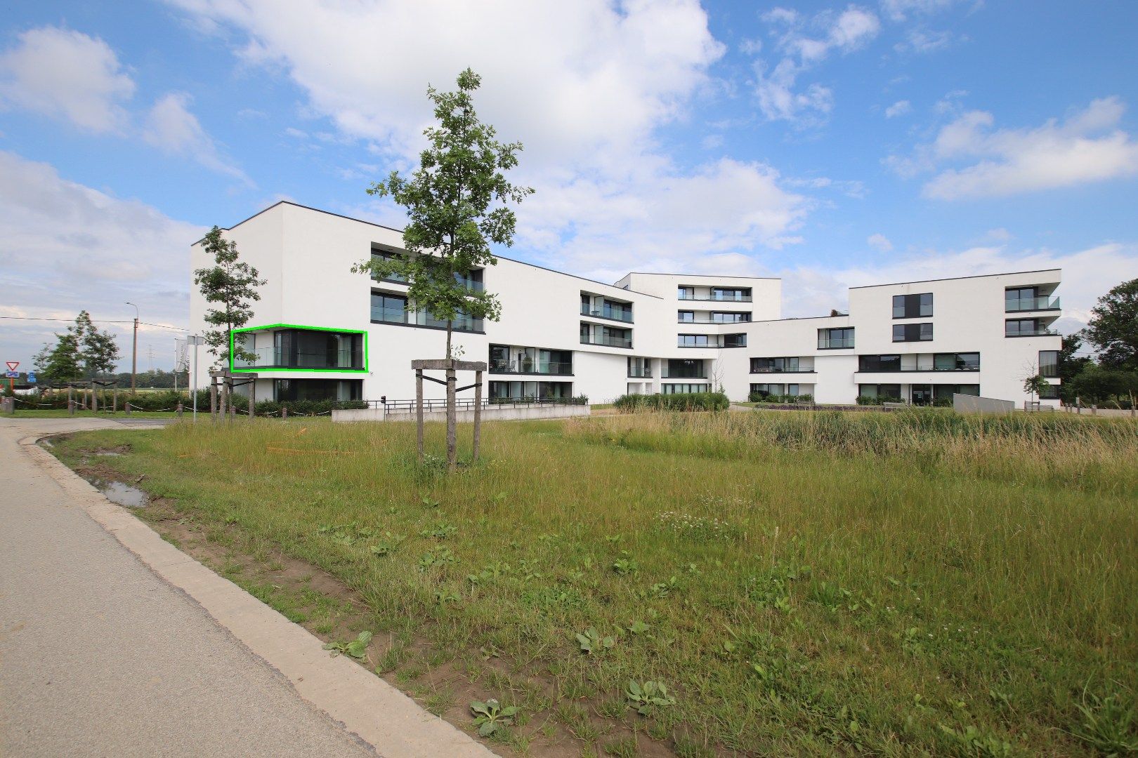 ASSISTENTIEFLAT MET ONDERGRONDSE PARKEERPLAATS foto {{pictureIndex}}
