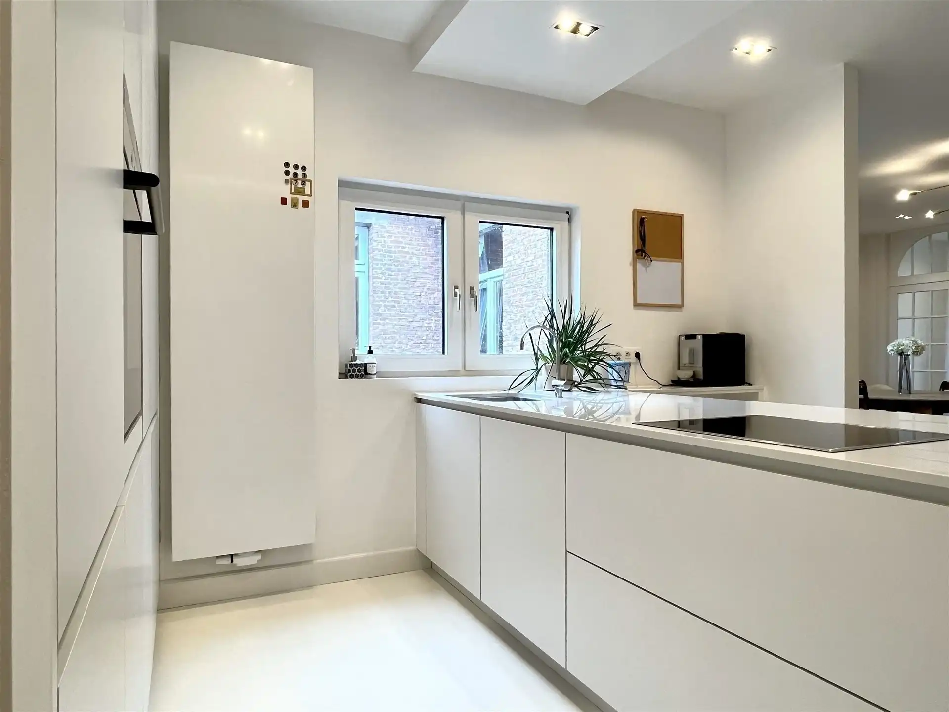 Uniek gemeubeld appartement met 3 slaapkamers! foto 9