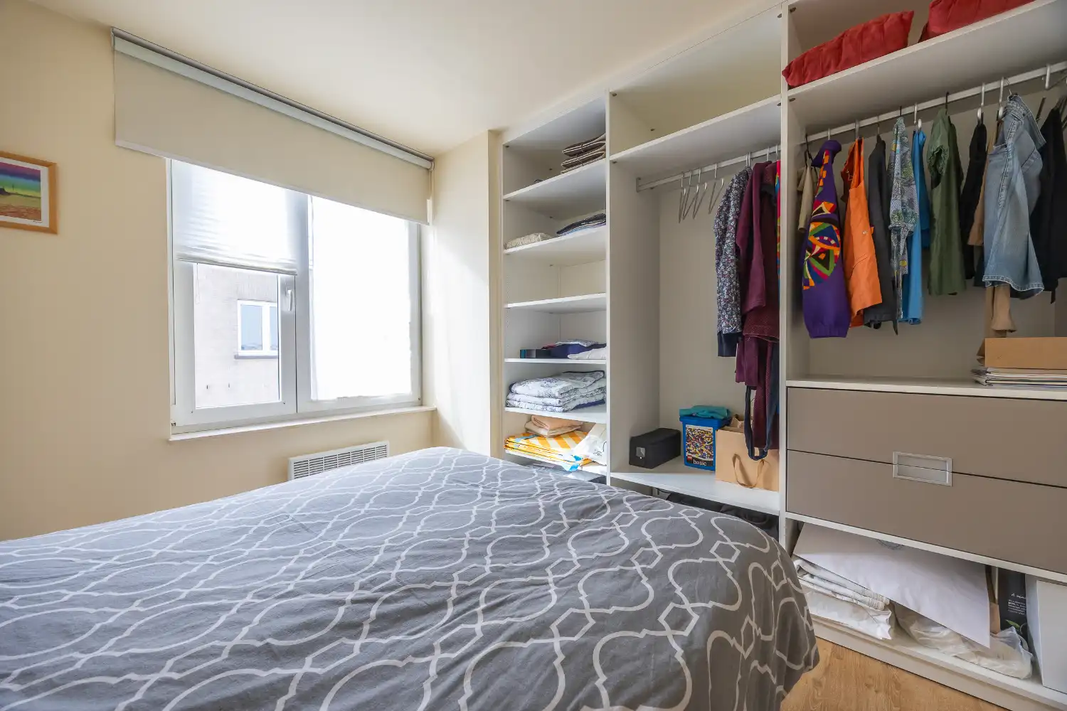 Instapklaar 2-slaapkamerappartement met zonnig terras en open zicht foto 16
