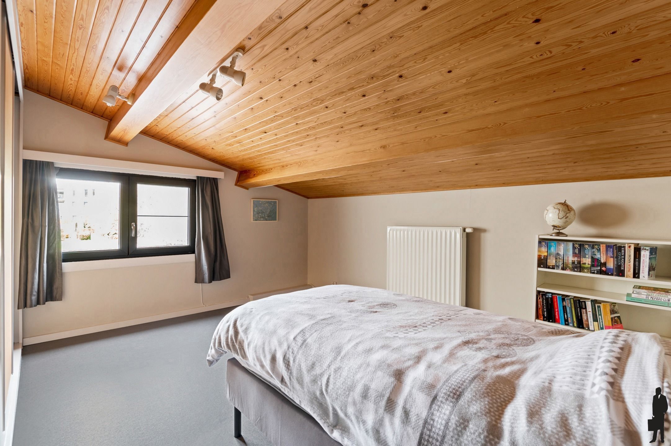 HOB met 4 slpks, bureau en prachtige tuin in centrum Edegem foto 26