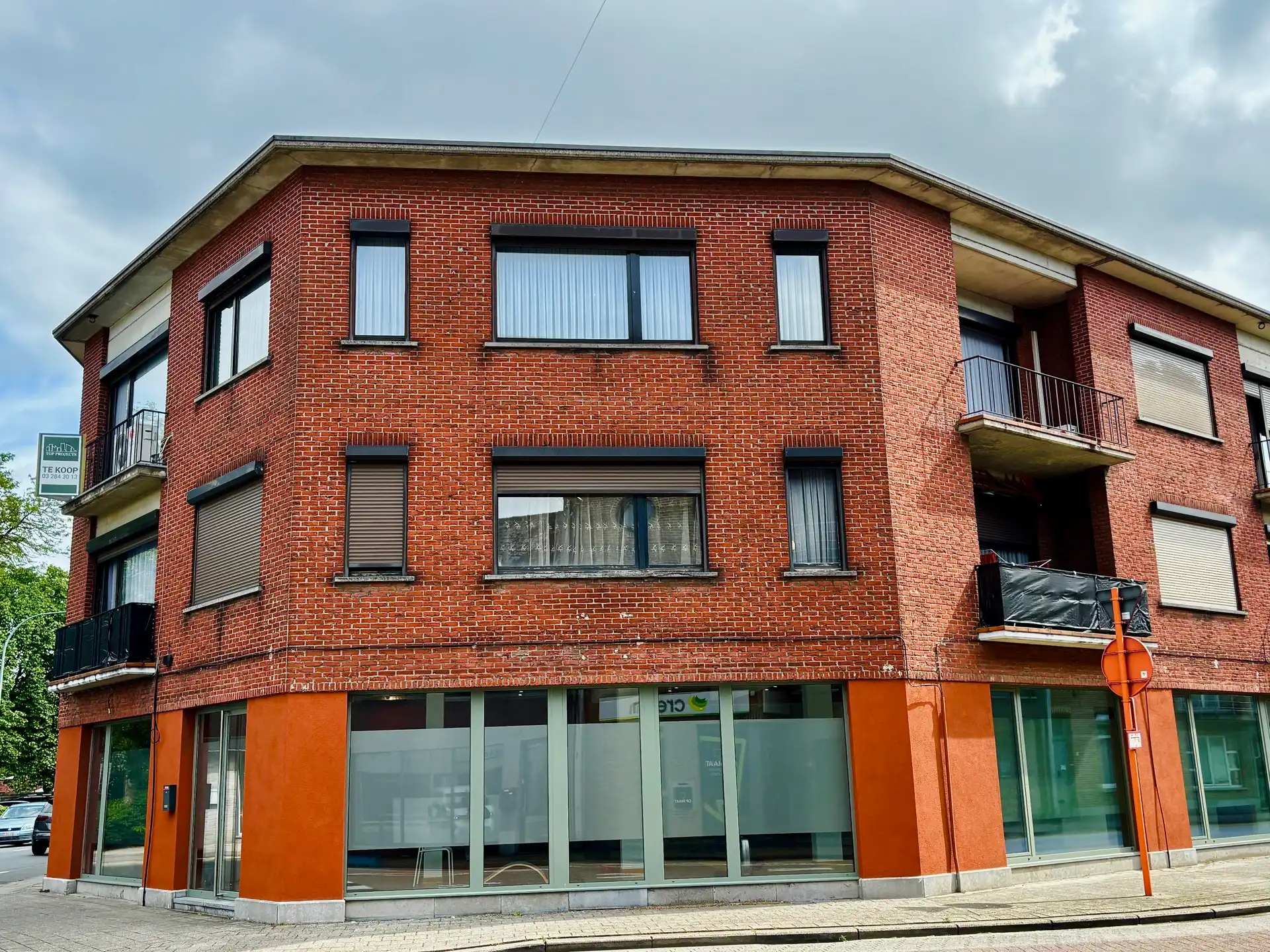 Ruim en lichtrijk appartement in hartje Nijlen foto {{pictureIndex}}