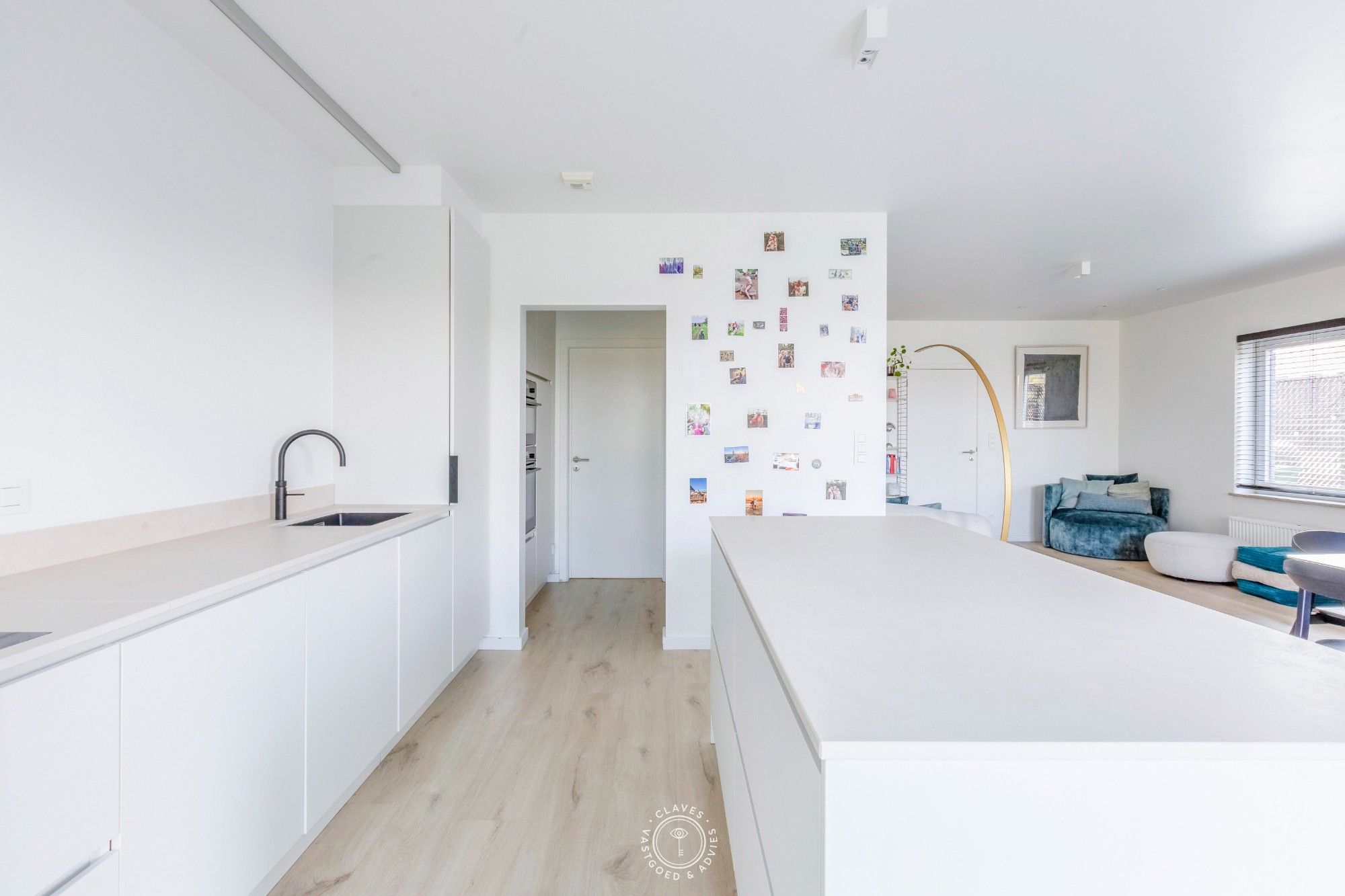 Instapklaar genieten in een moderne woning met tuin en zwembad foto 9