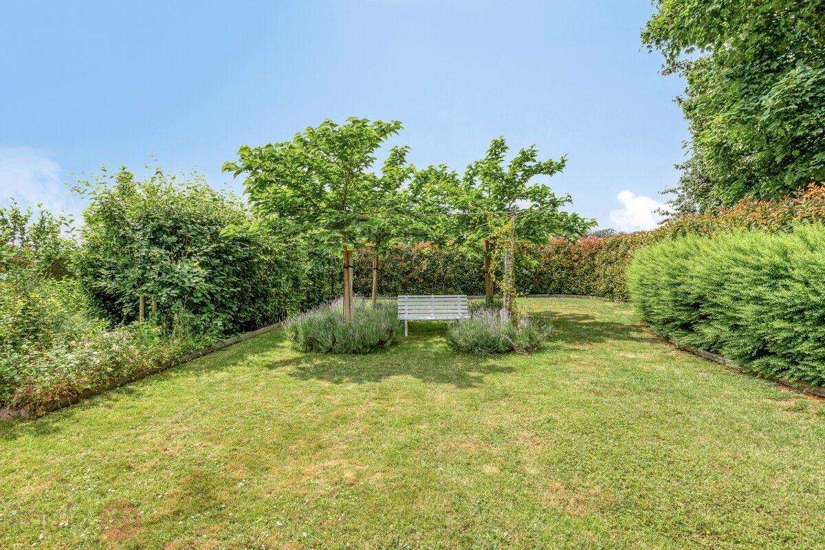 Prachtige villa (open bebouwing) met adembenemend uitzicht in rustige omgeving met 5 slaapkamers. foto 33