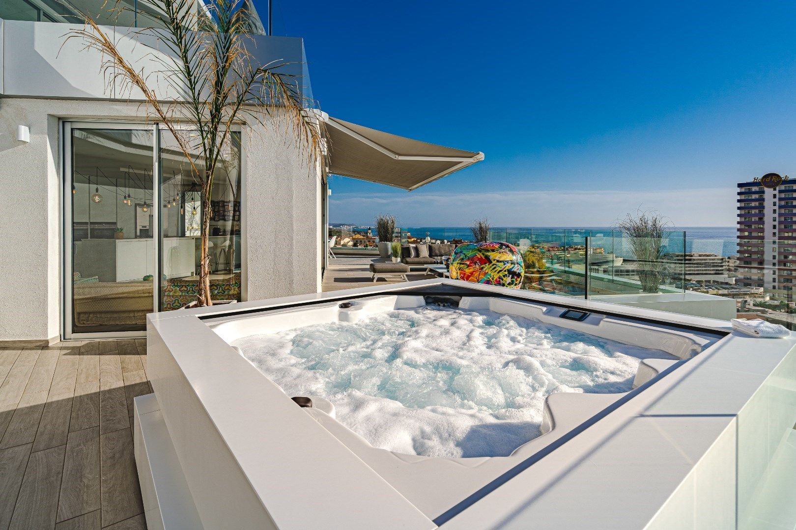 Uitzonderlijk penthouse met fantastisch oceaanzicht foto 9