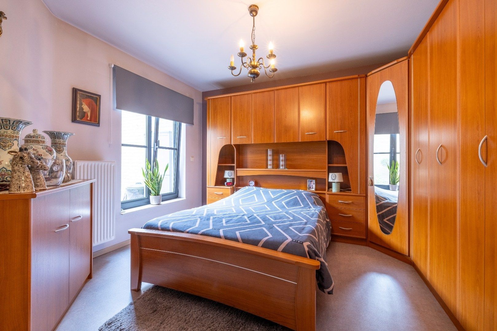 Ruim gelijkvloers 2 slk app met terras en garage foto 7