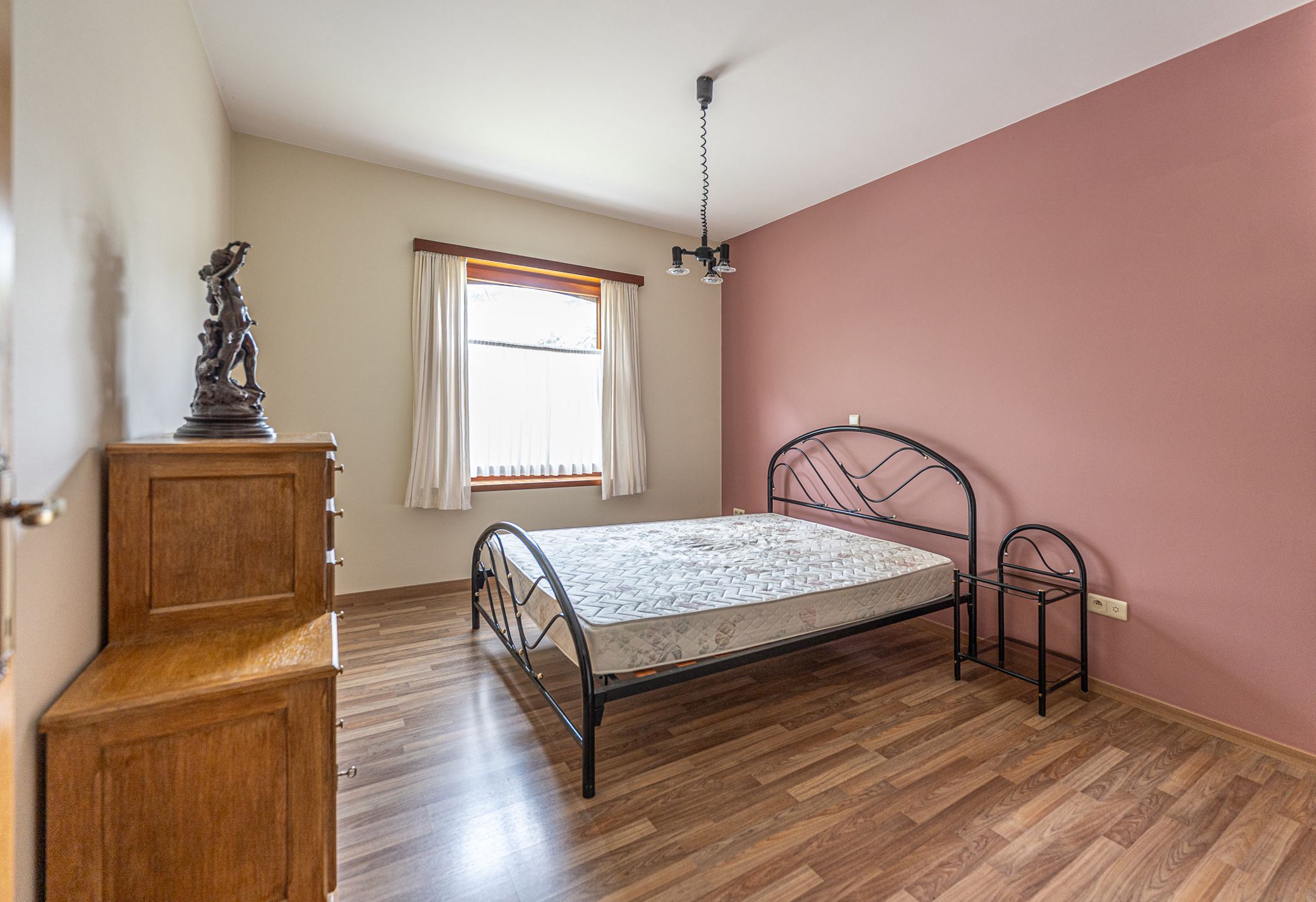 Vrijstaande woning met potentieel foto 6