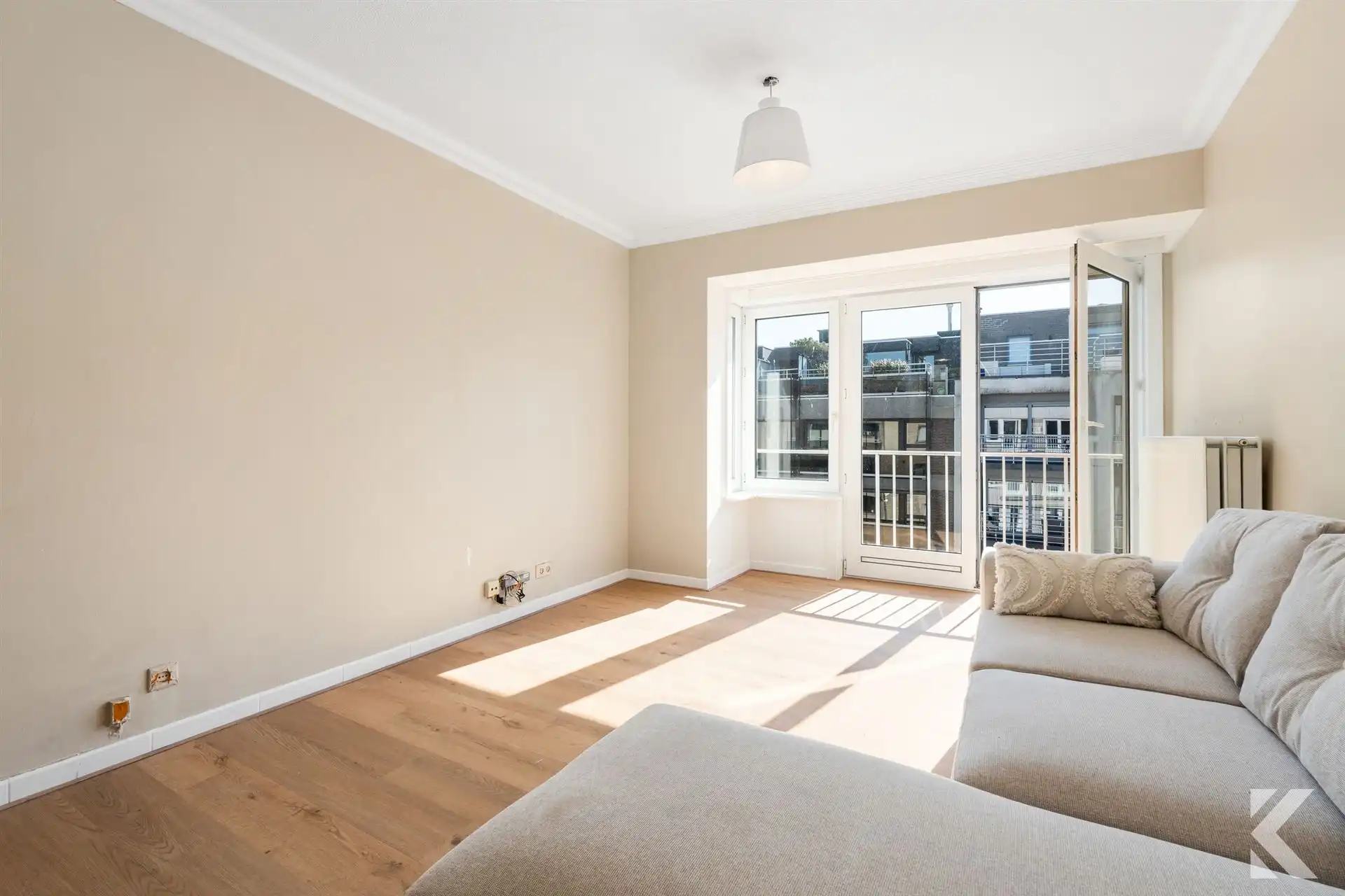 Instapklaar gerenoveerd appartement nabij strand foto 2