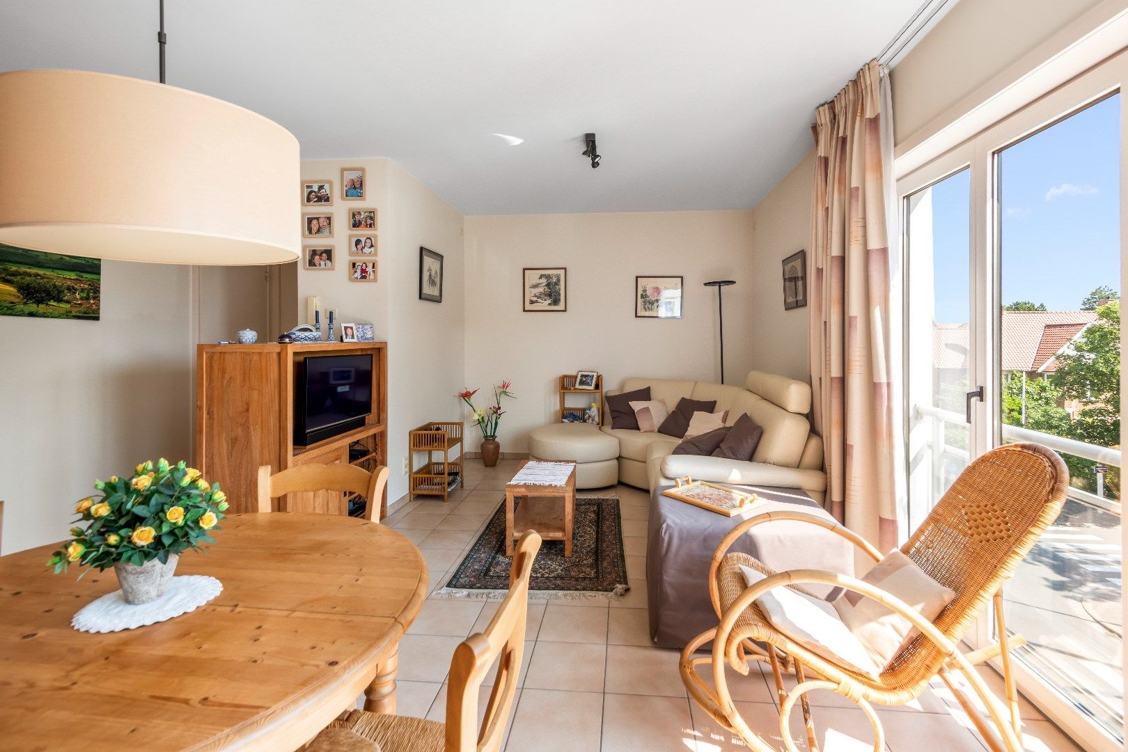 Aangenaam appartement met open groen zicht op de villa's van het Zoute, gelegen vlakbij de Lippenslaan. foto 8