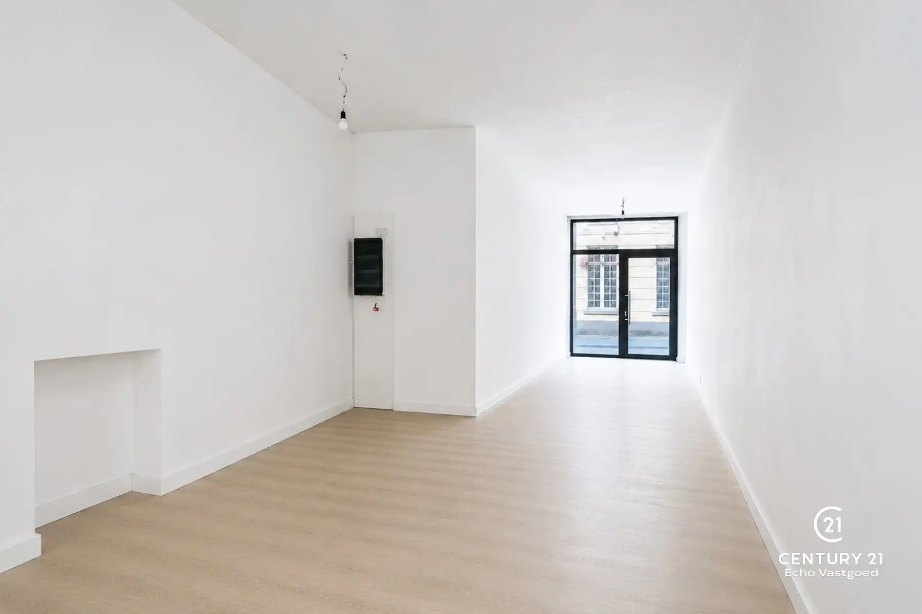 Handelsruimte/kantoorruimte op toplocatie in hartje Turnhout foto 3