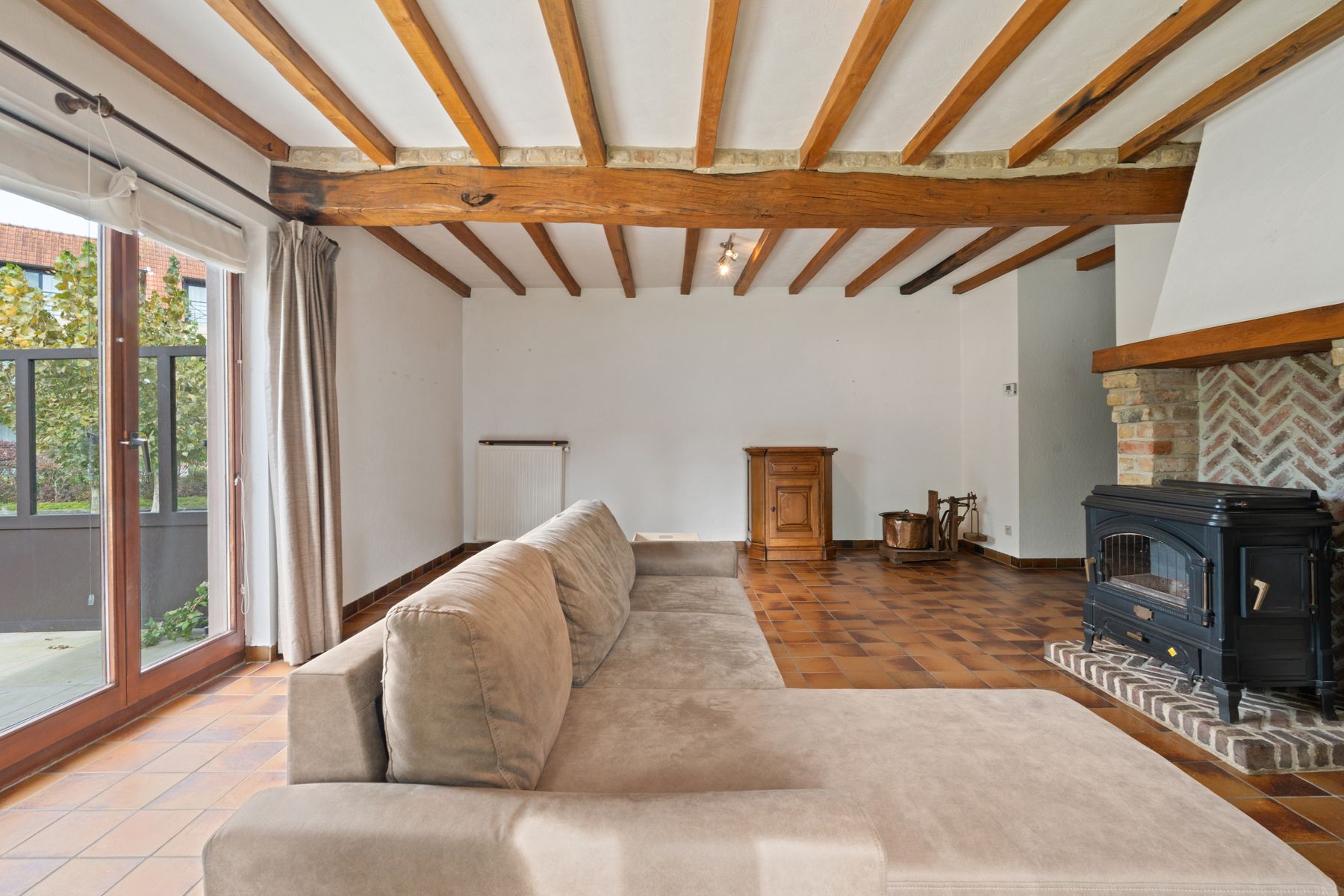 Ruime vrijstaande woning foto 6