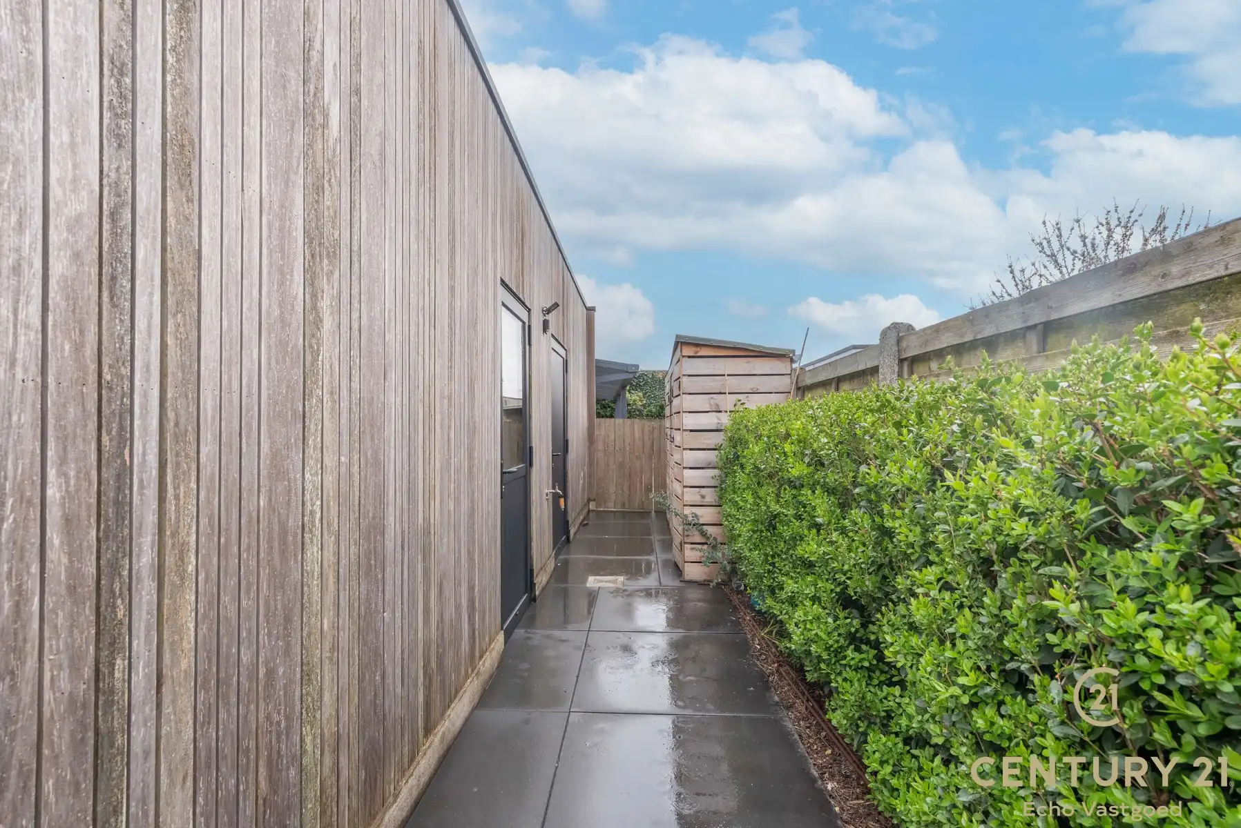 Charmante woonst met 5 slpk, tuintje, bijhuis en zwemvijver  foto 16