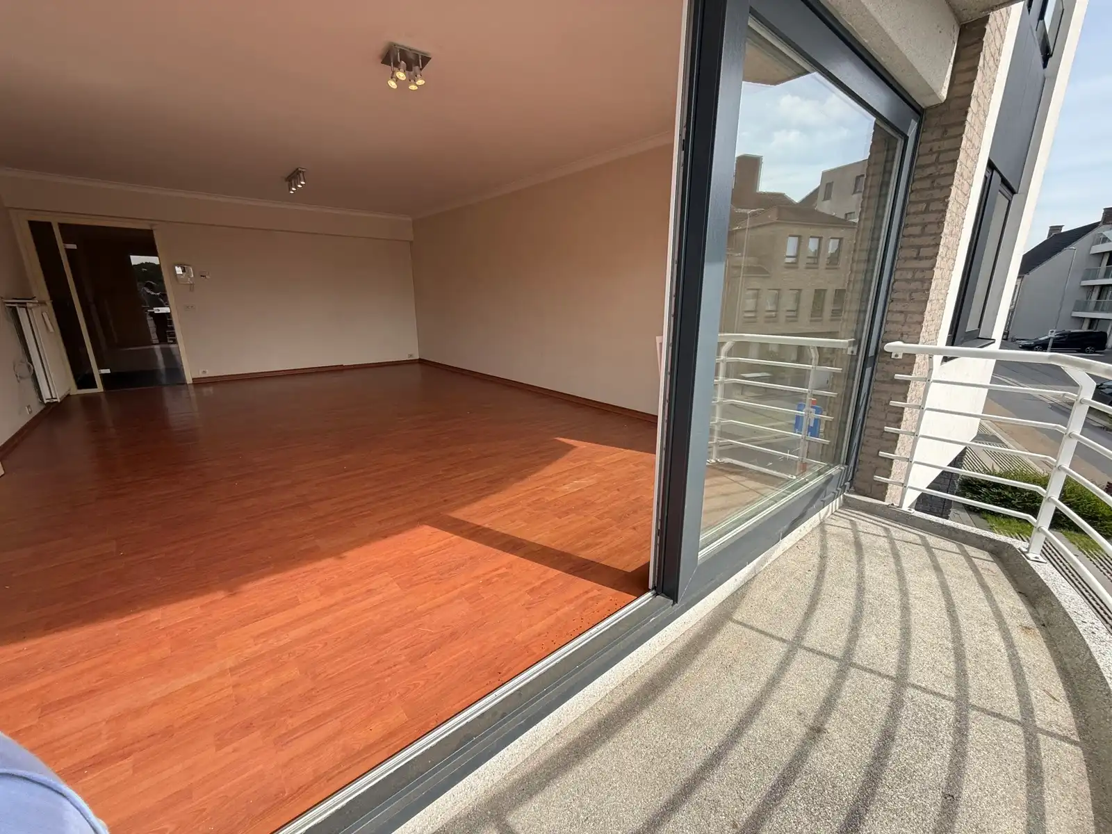 3 slaapkamer appartement met een garage aan station van Beernem foto 4