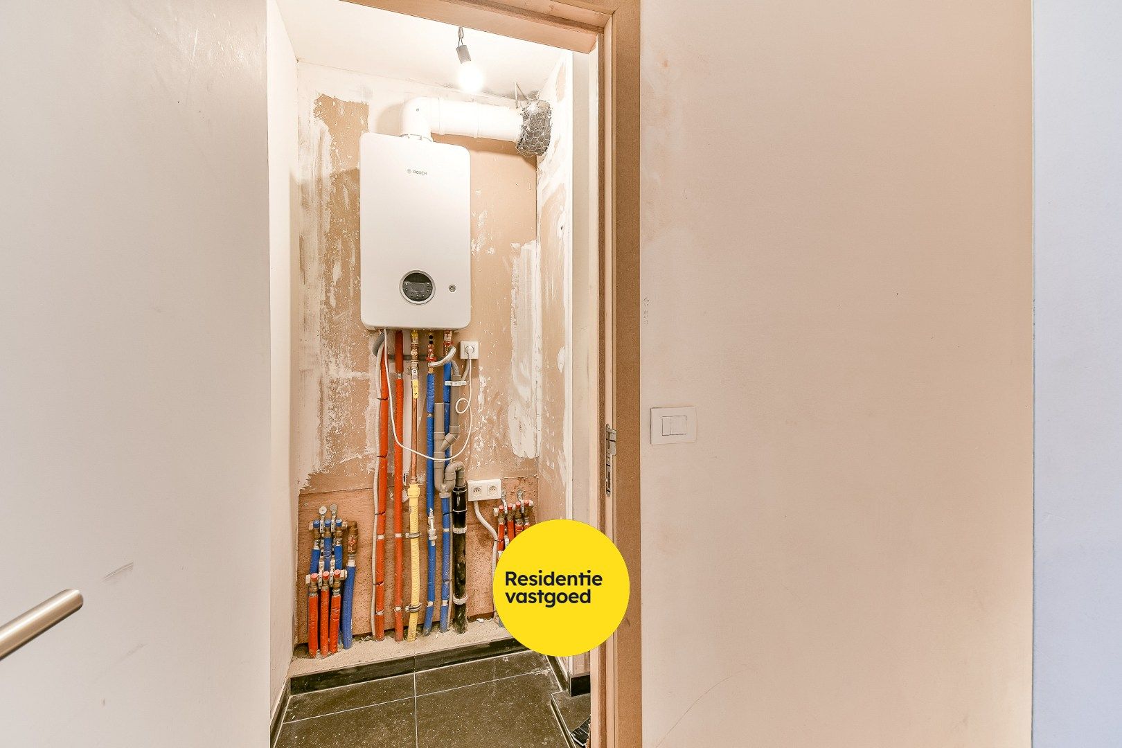 Recent duplex-appartement met standplaats foto 13