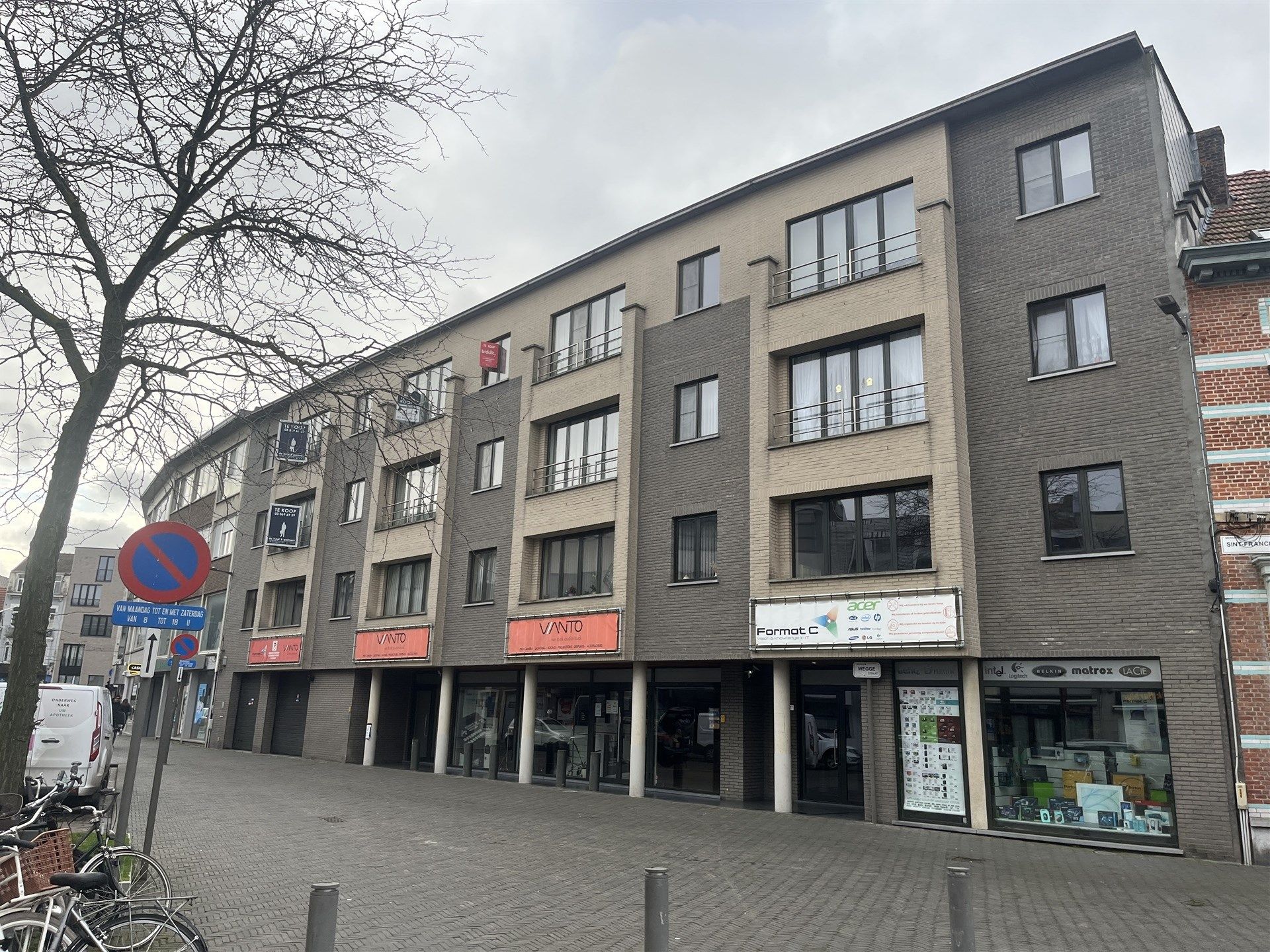 Huis foto {{pictureIndex}}