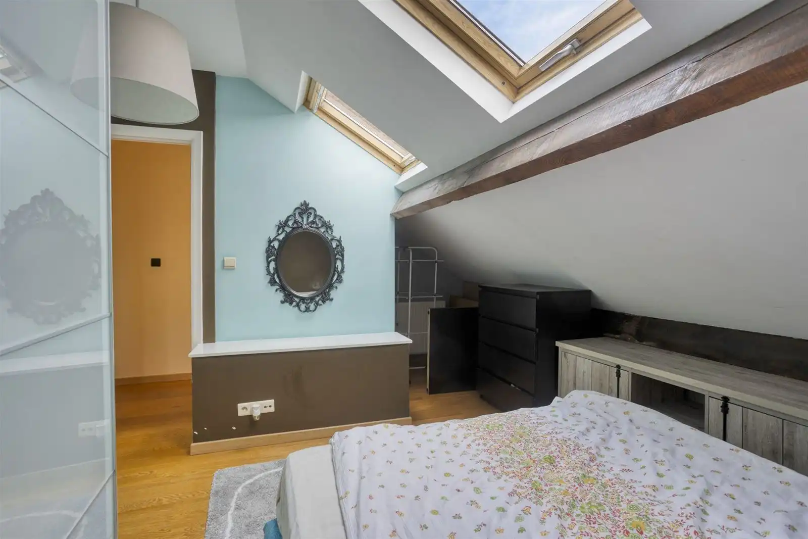 Gerenoveerd appartementsblok met 3 appartementen  foto 25