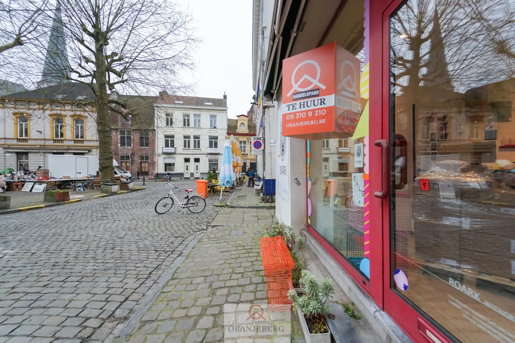 HOEKhandelspand bij Sint-Jacobskerk foto 4