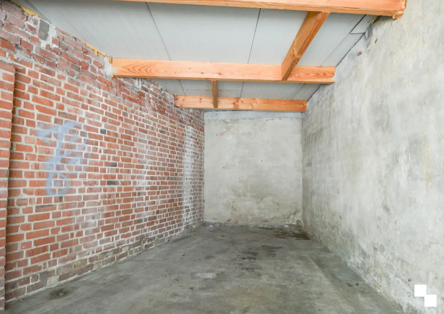 3 enkele garages te huur in Roeselare foto 9