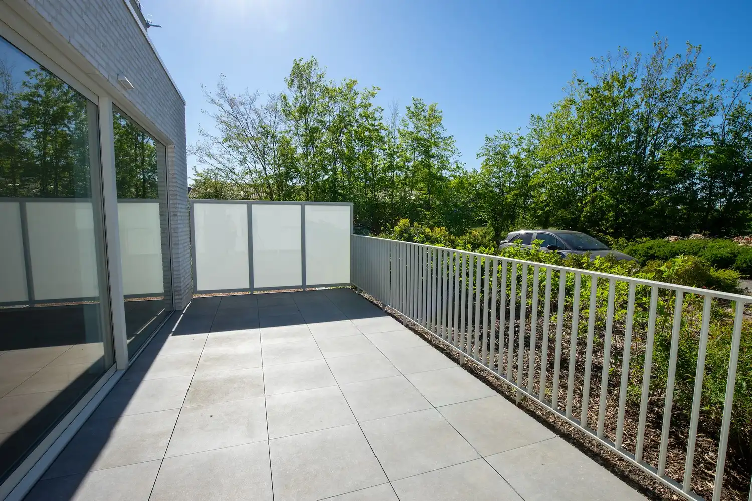 Energiezuinig appartement met een zeer ruim terras en ondergrondse staanplaats! foto 6