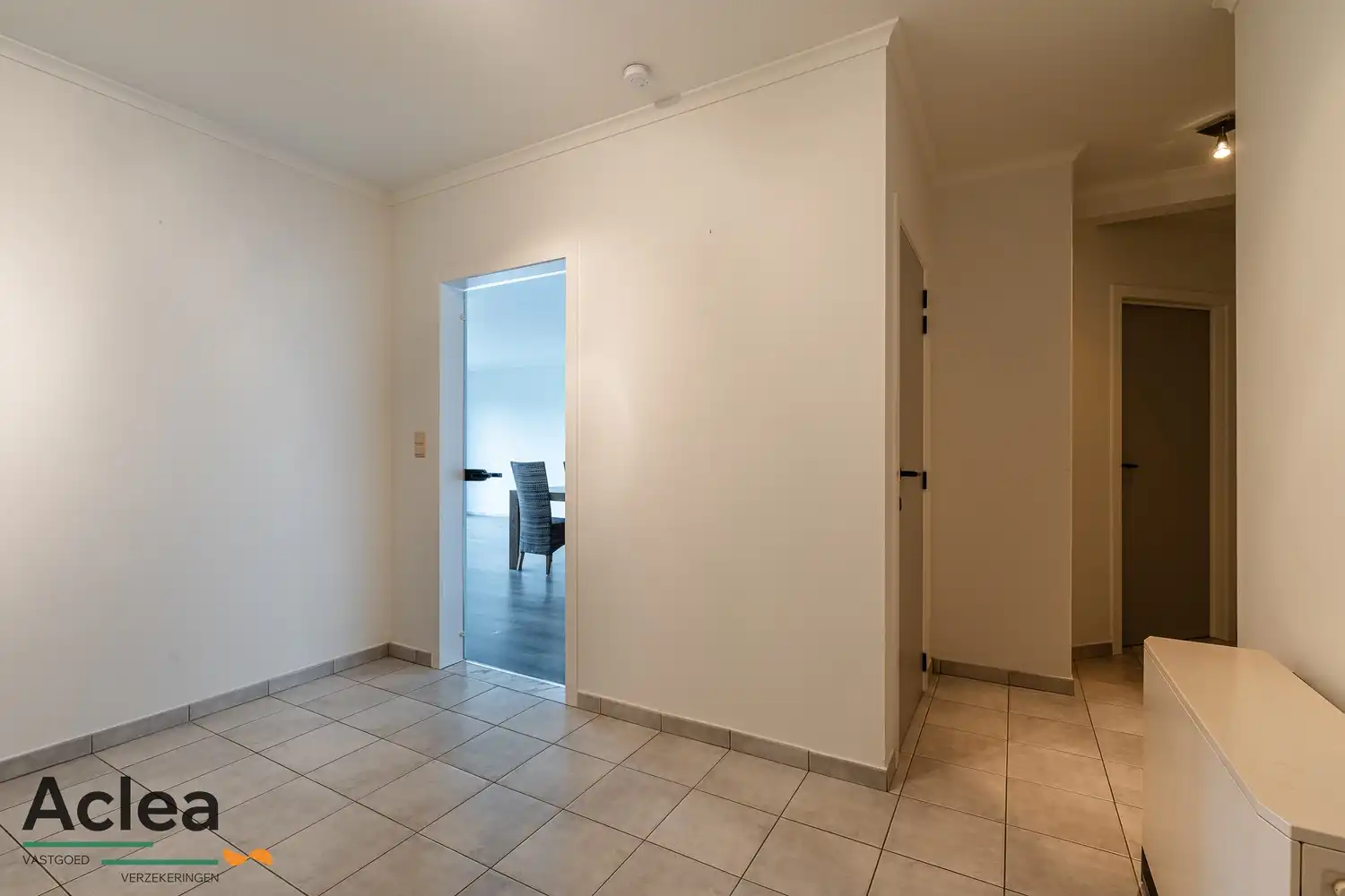 Ruim instapklaar appartement met 2 terrassen foto 3