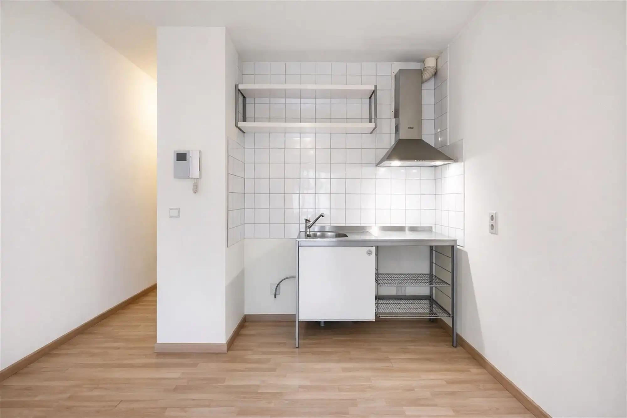 Gelijkvloerse studio met tuin (50m²) vlakbij centrum Wilrijk foto 6