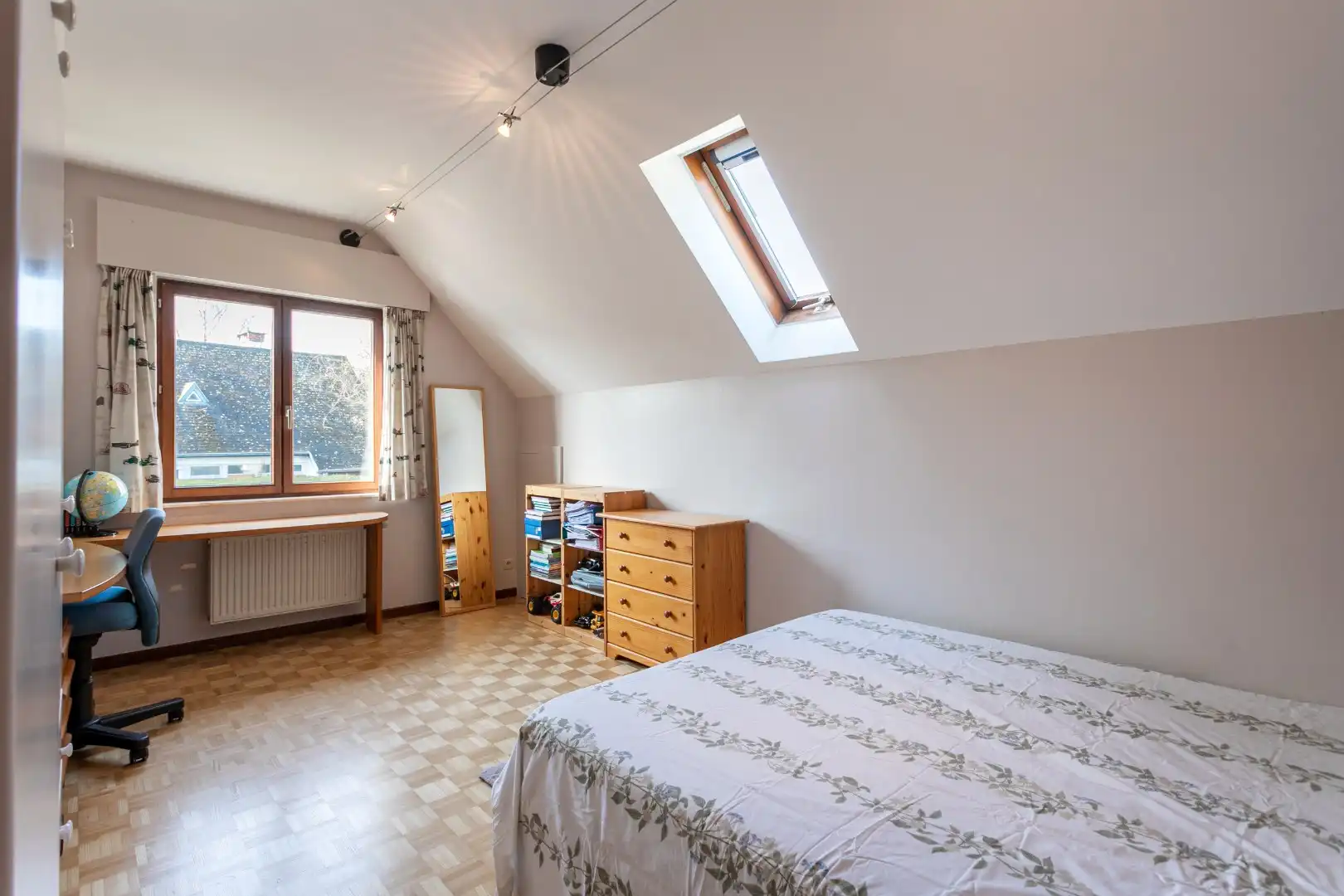 Instapklare gezinswoning met 5 slaapkamers, 2 badkamers en EPC B op topligging in Wezembeek-Oppem foto 21