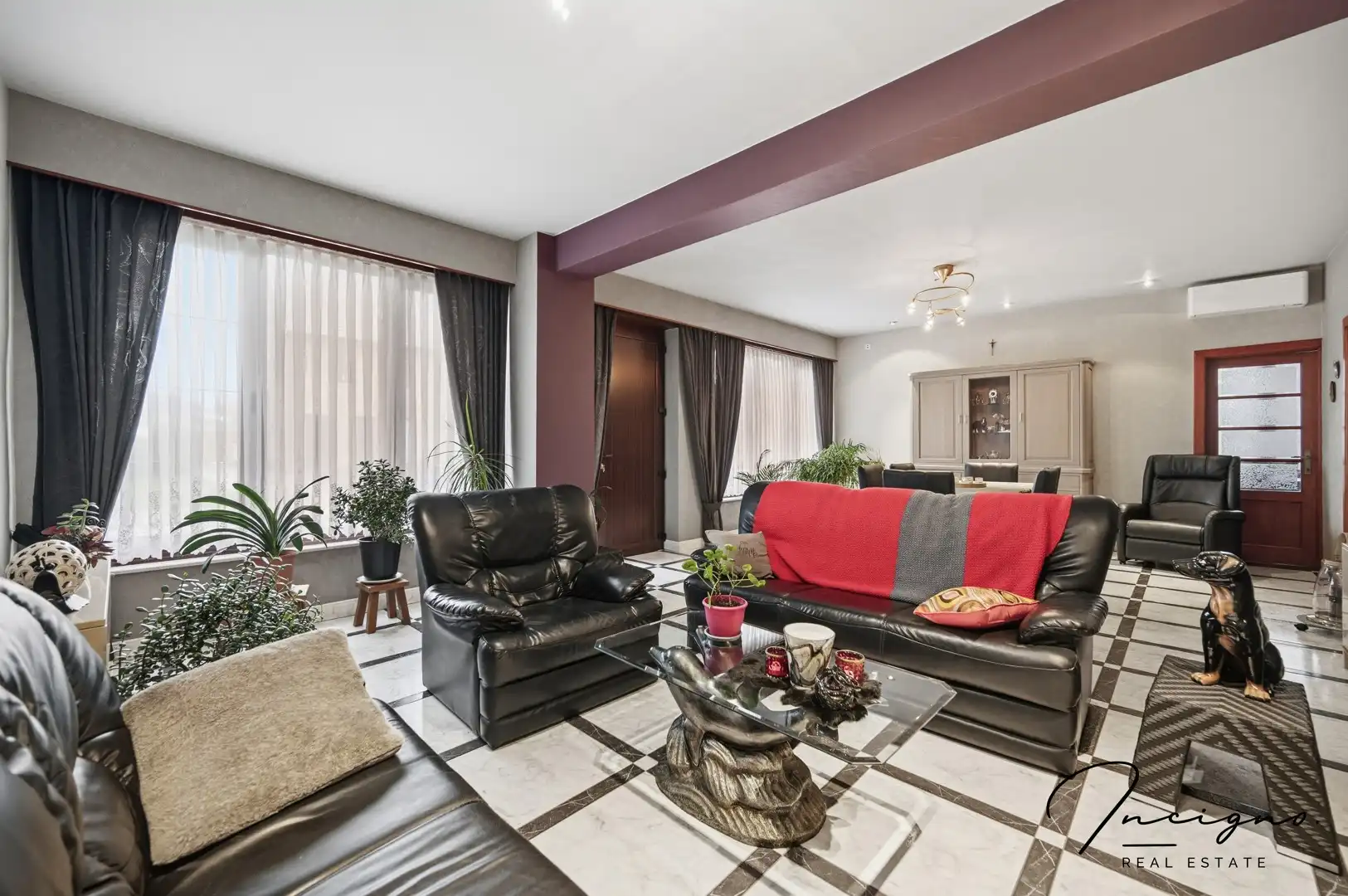 Te koop – Ruime gezinswoning met tal van mogelijkheden foto 2