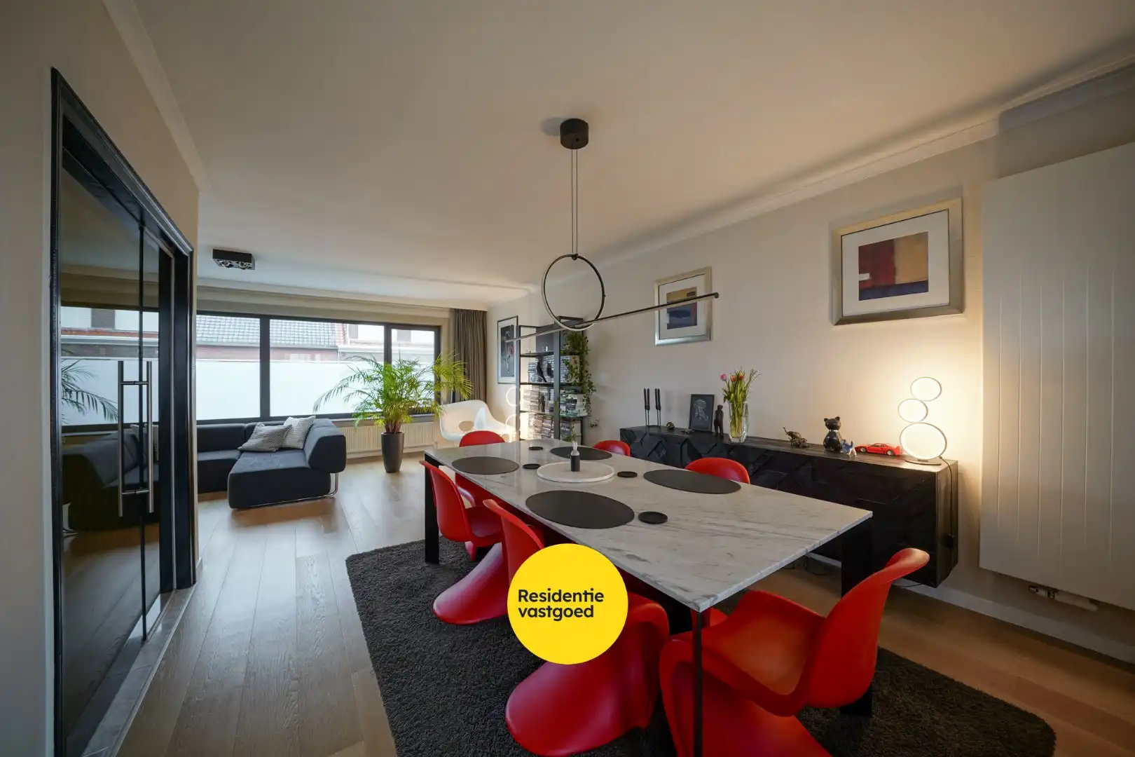 Ruime bel-étage woning met tuin en garage op rustige ligging te Bredene foto 11