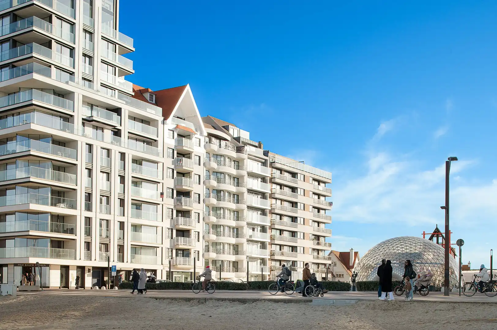 Uitzonderlijke penthouse met een gevelbreedte van 12m en panoramisch zeezicht in de standingvolle residentie Plaza op het Albertplein. foto 34