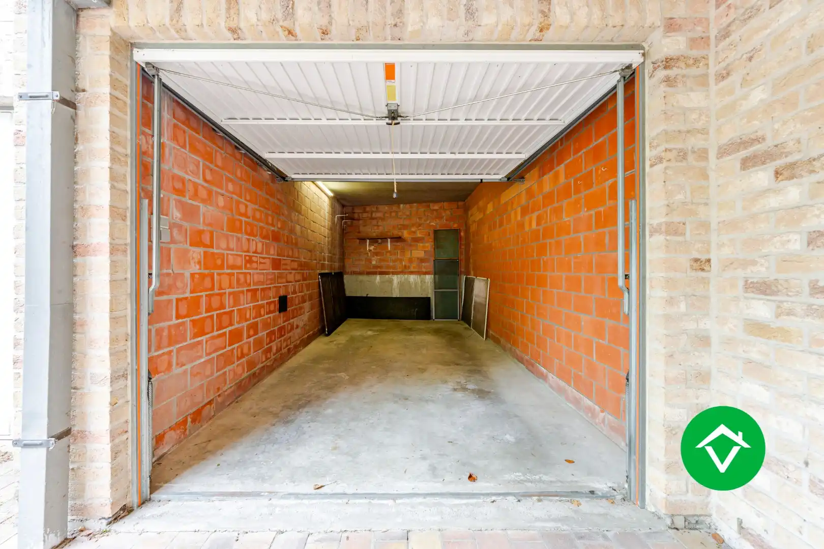 Prachtig gelegen penthouse met 3 slaapkamers en garage in centrum Torhout foto 21