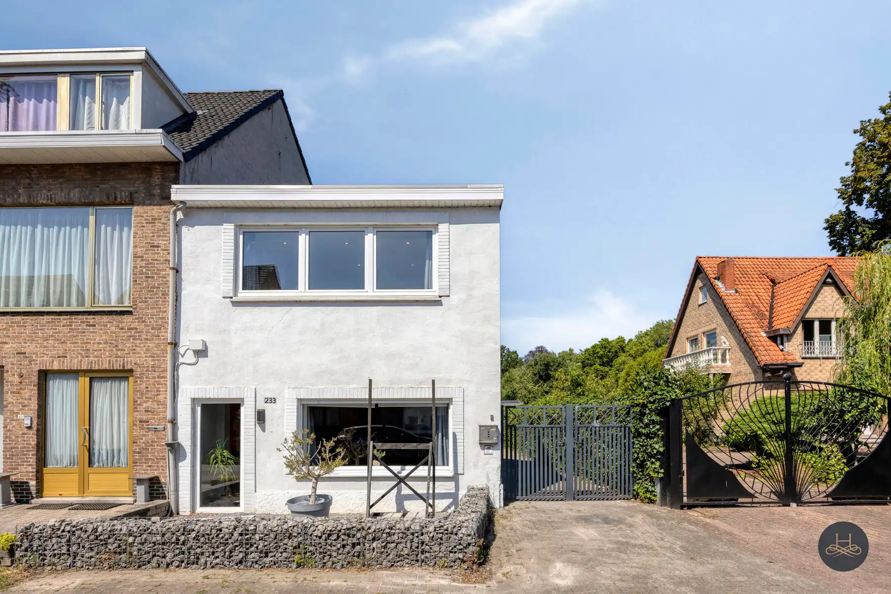 Veelzijdige halfopen bebouwing met woonstudio in de tuin foto 3
