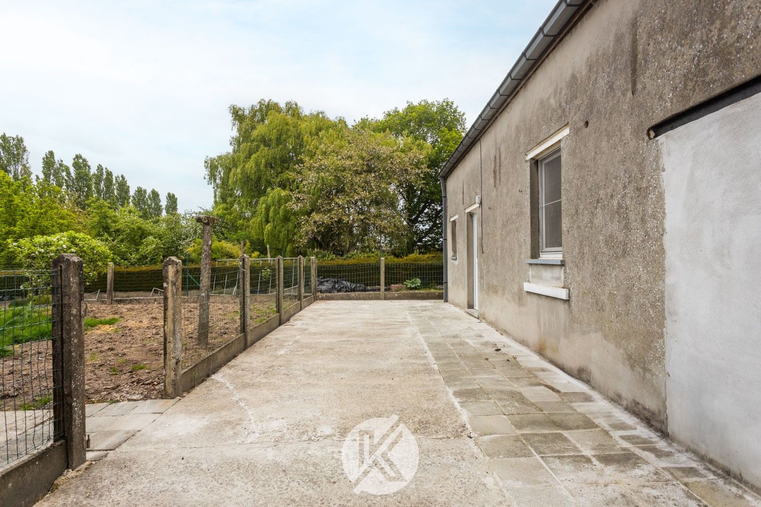 Discreet gelegen woning nabij centrum Herzele foto 16