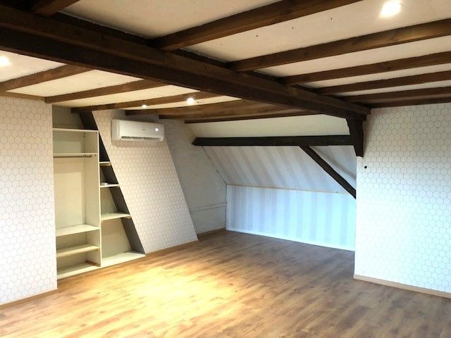 Landelijke woning te huur met zeer ruime tuin foto 16