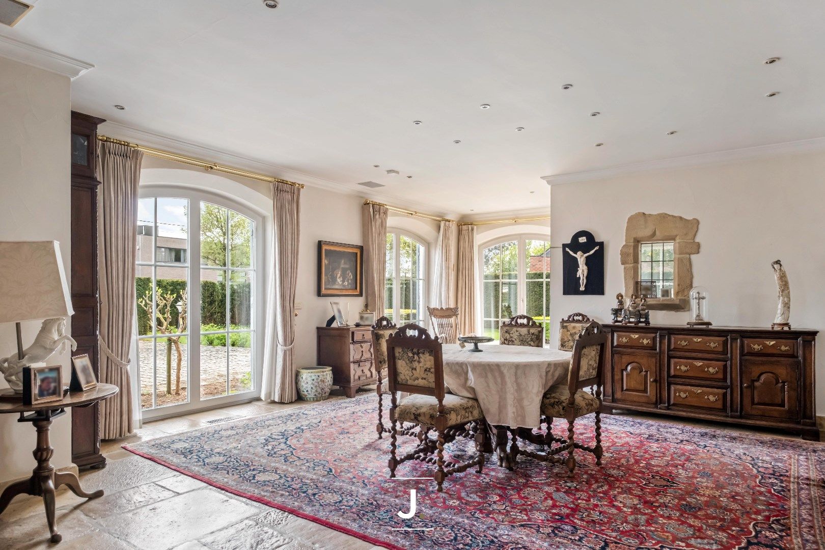 Ruime statige villa op een toplocatie te Beveren-Leie foto 8