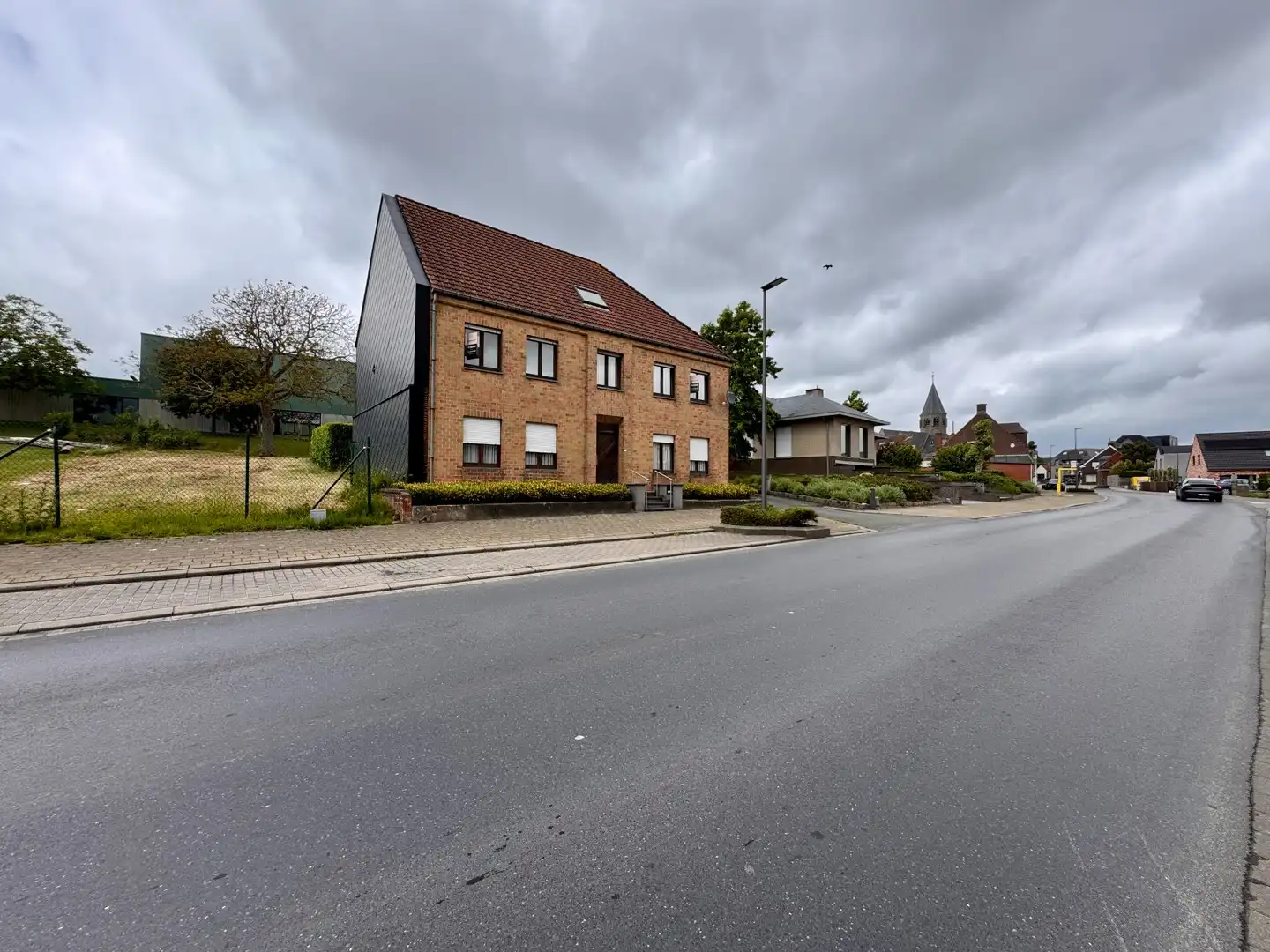 Ruim en lichtrijk appartement met 3 slaapkamers in Koolskamp foto 18